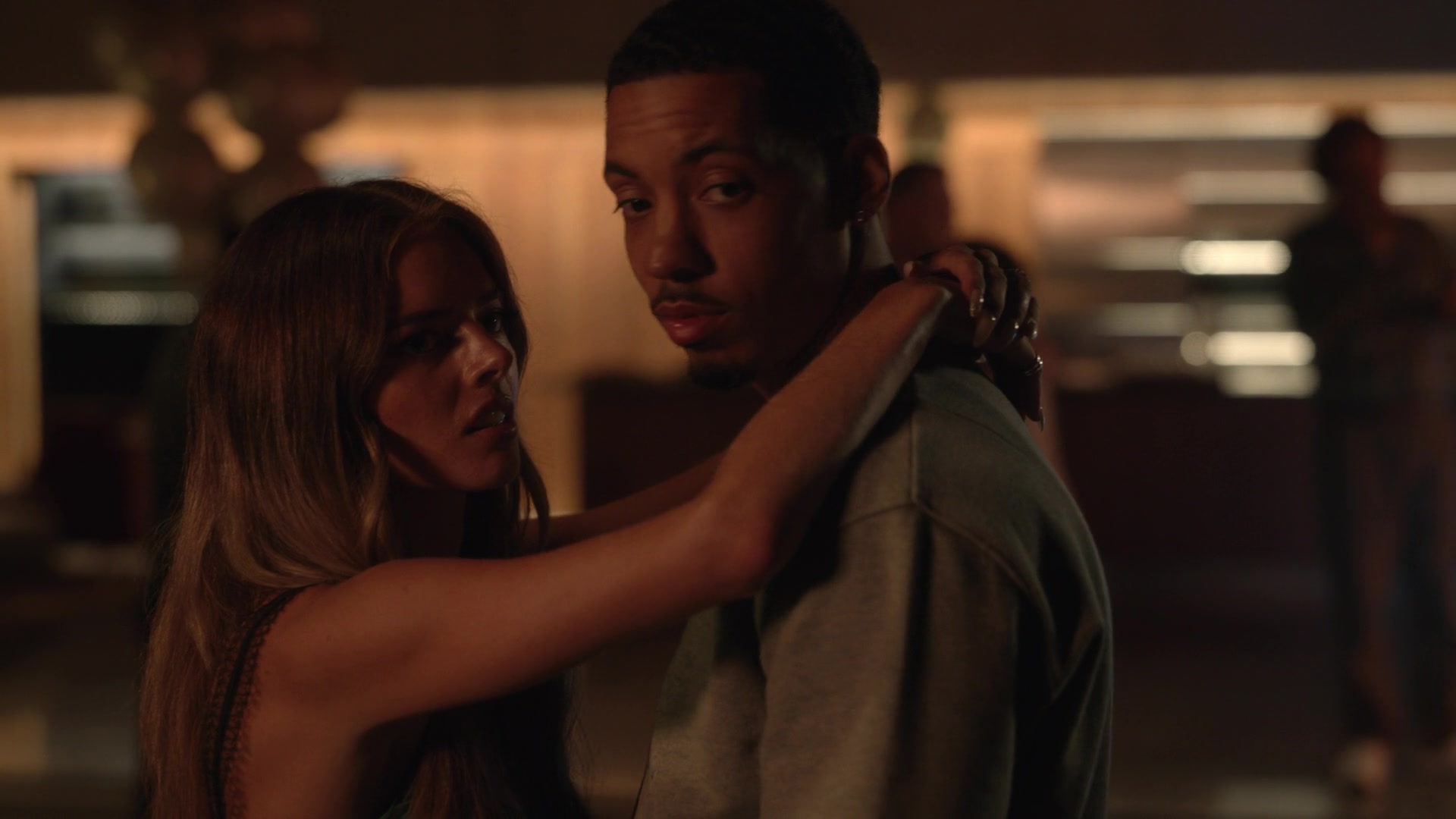 samaraweavingcom_nineperfectstrangers_171.jpg samaraweavingcom_nineperfectstrangers_171.jpg