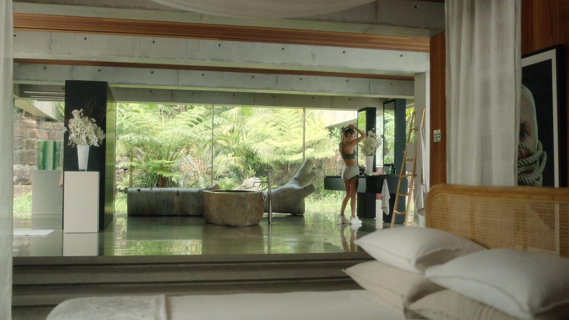 samaraweavingcom_nineperfectstrangers_043.jpg samaraweavingcom_nineperfectstrangers_043.jpg