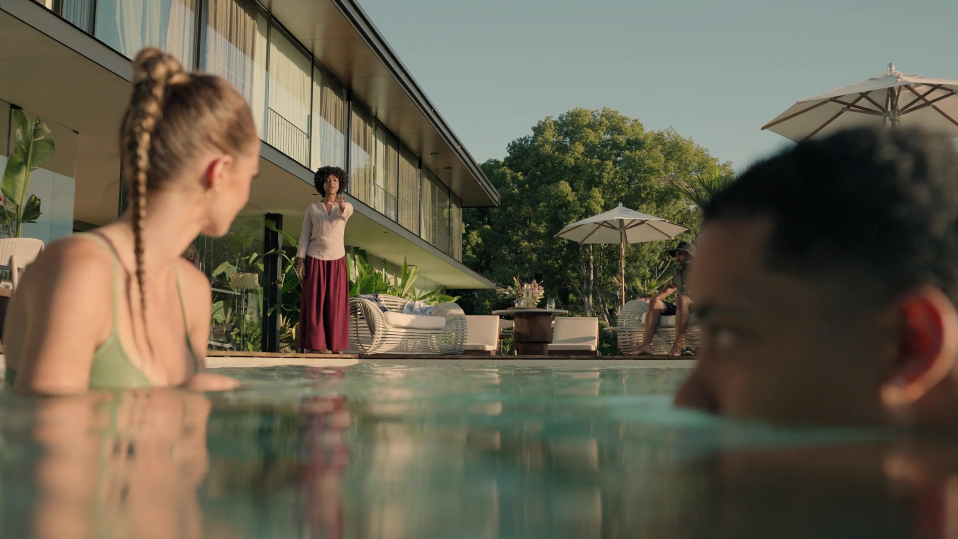 samaraweavingcom_nineperfectstrangers_212.jpg samaraweavingcom_nineperfectstrangers_212.jpg