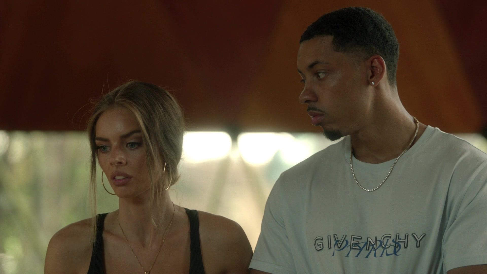 samaraweavingcom_nineperfectstrangers_009.jpg samaraweavingcom_nineperfectstrangers_009.jpg