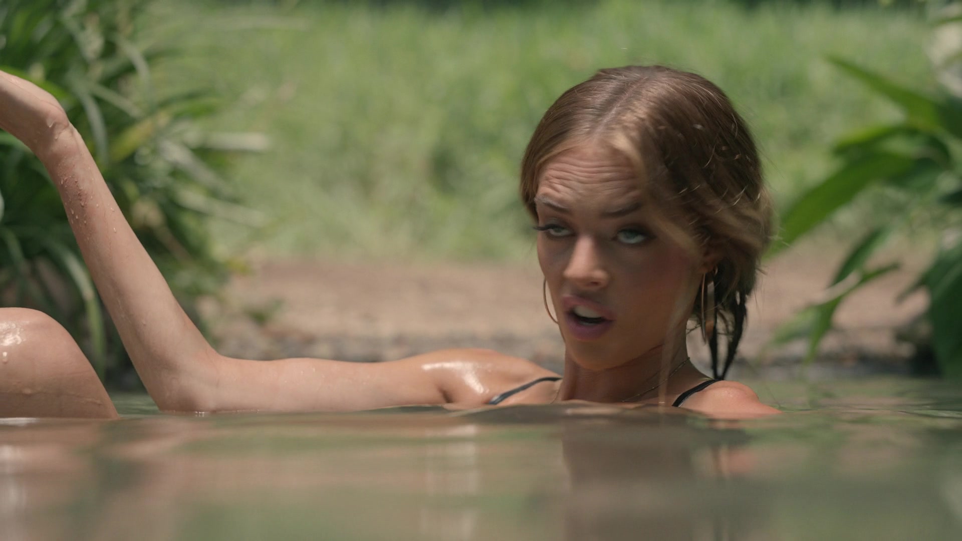 samaraweavingcom_nineperfectstrangers_034.jpg samaraweavingcom_nineperfectstrangers_034.jpg