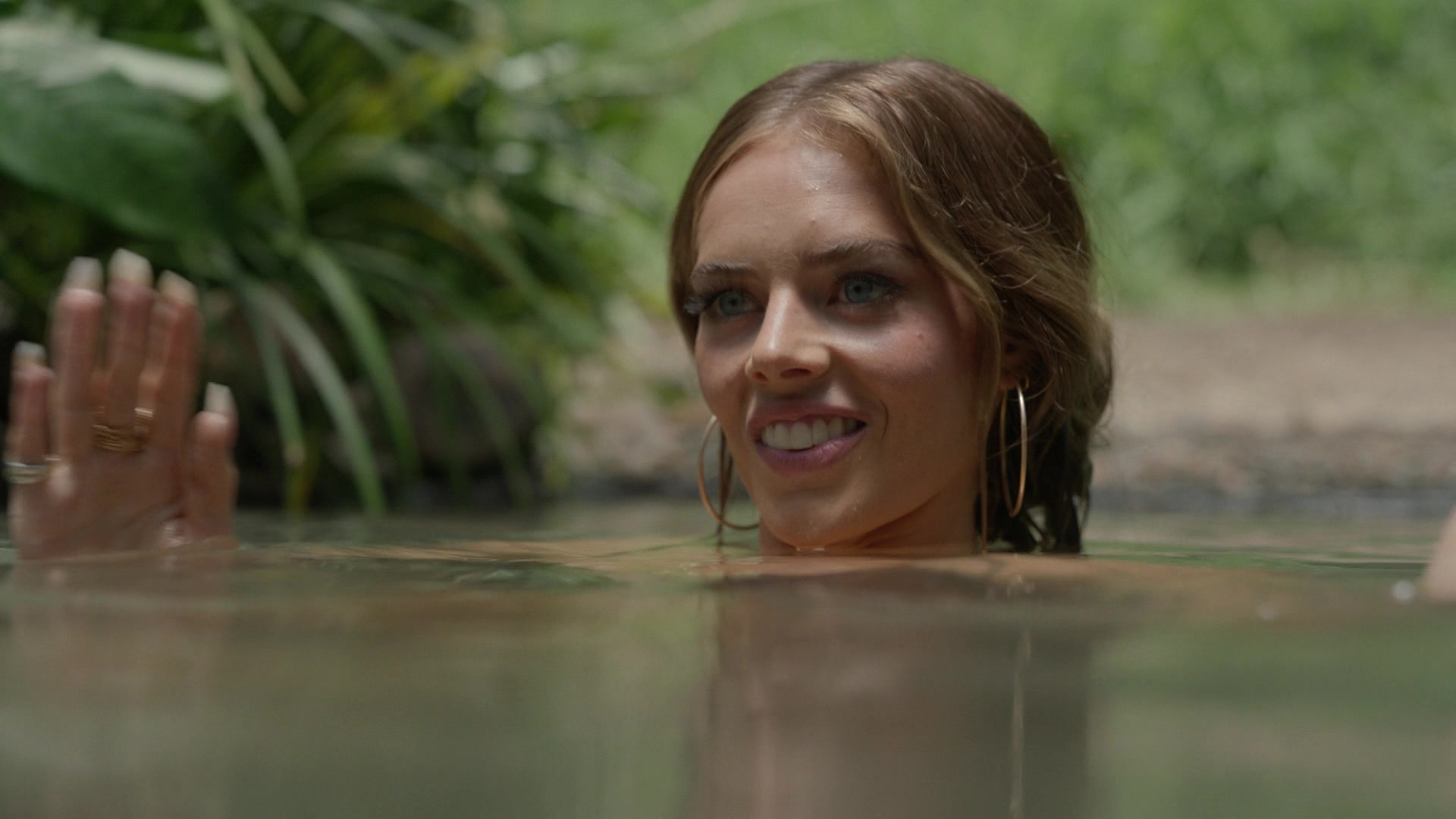 samaraweavingcom_nineperfectstrangers_048.jpg samaraweavingcom_nineperfectstrangers_048.jpg