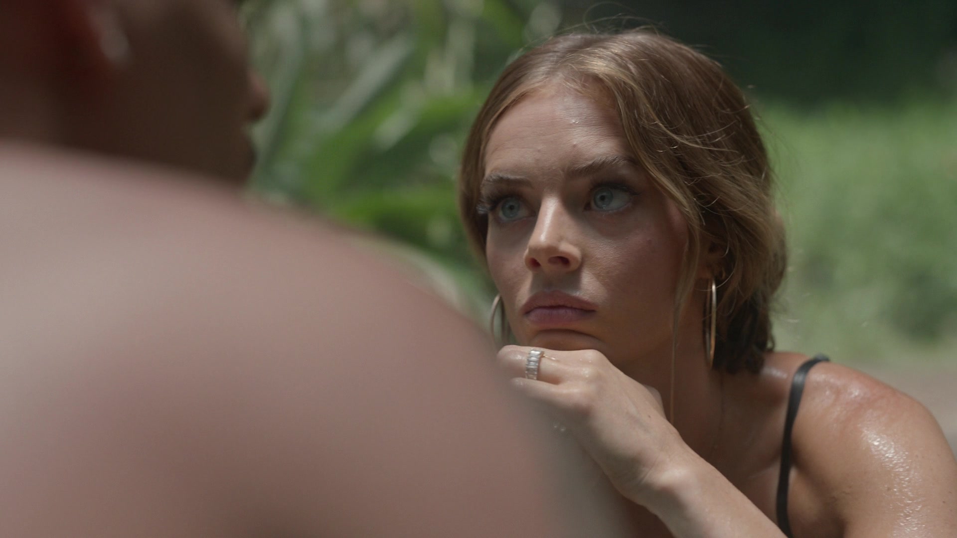 samaraweavingcom_nineperfectstrangers_053.jpg samaraweavingcom_nineperfectstrangers_053.jpg