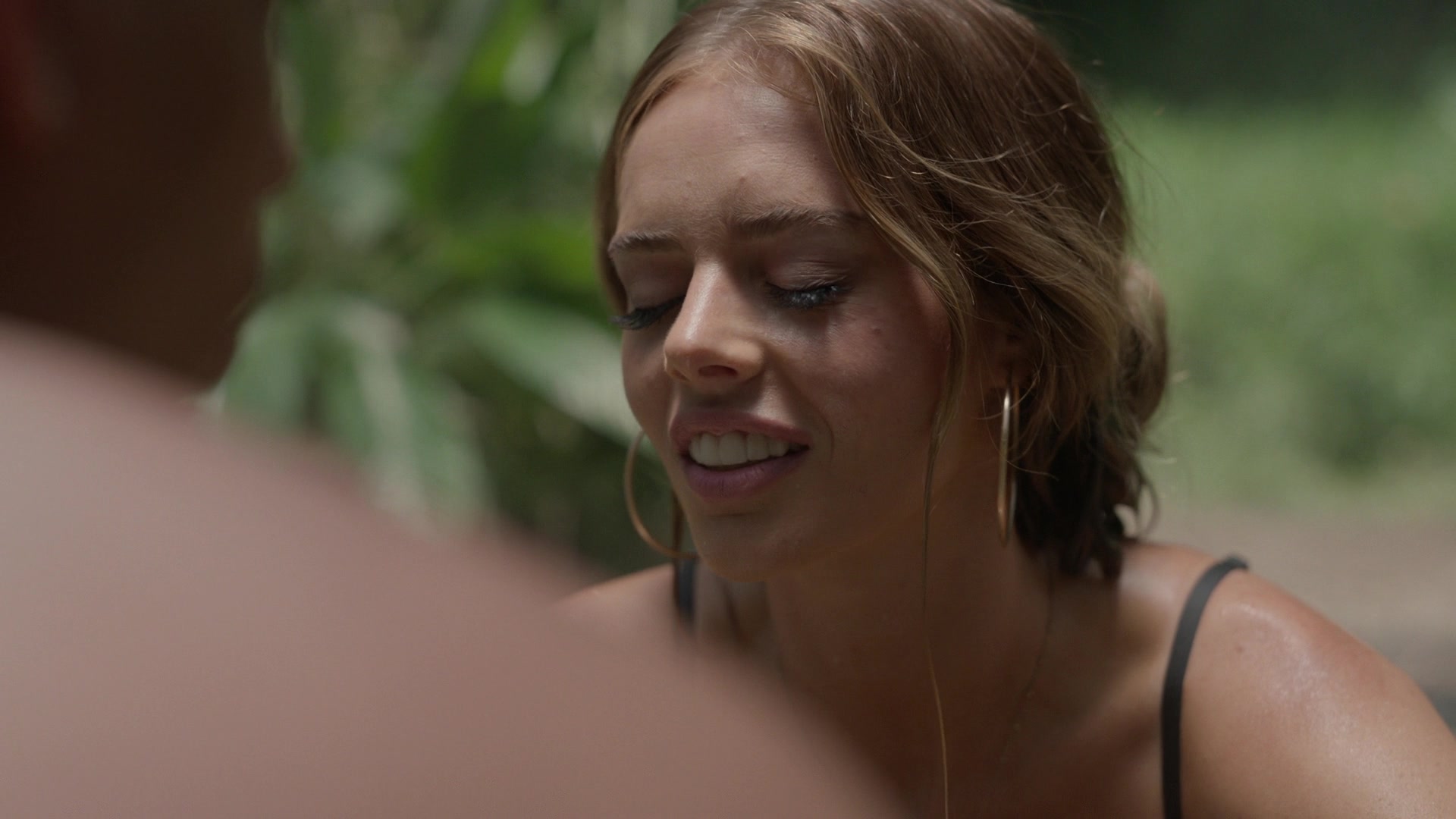 samaraweavingcom_nineperfectstrangers_072.jpg samaraweavingcom_nineperfectstrangers_072.jpg