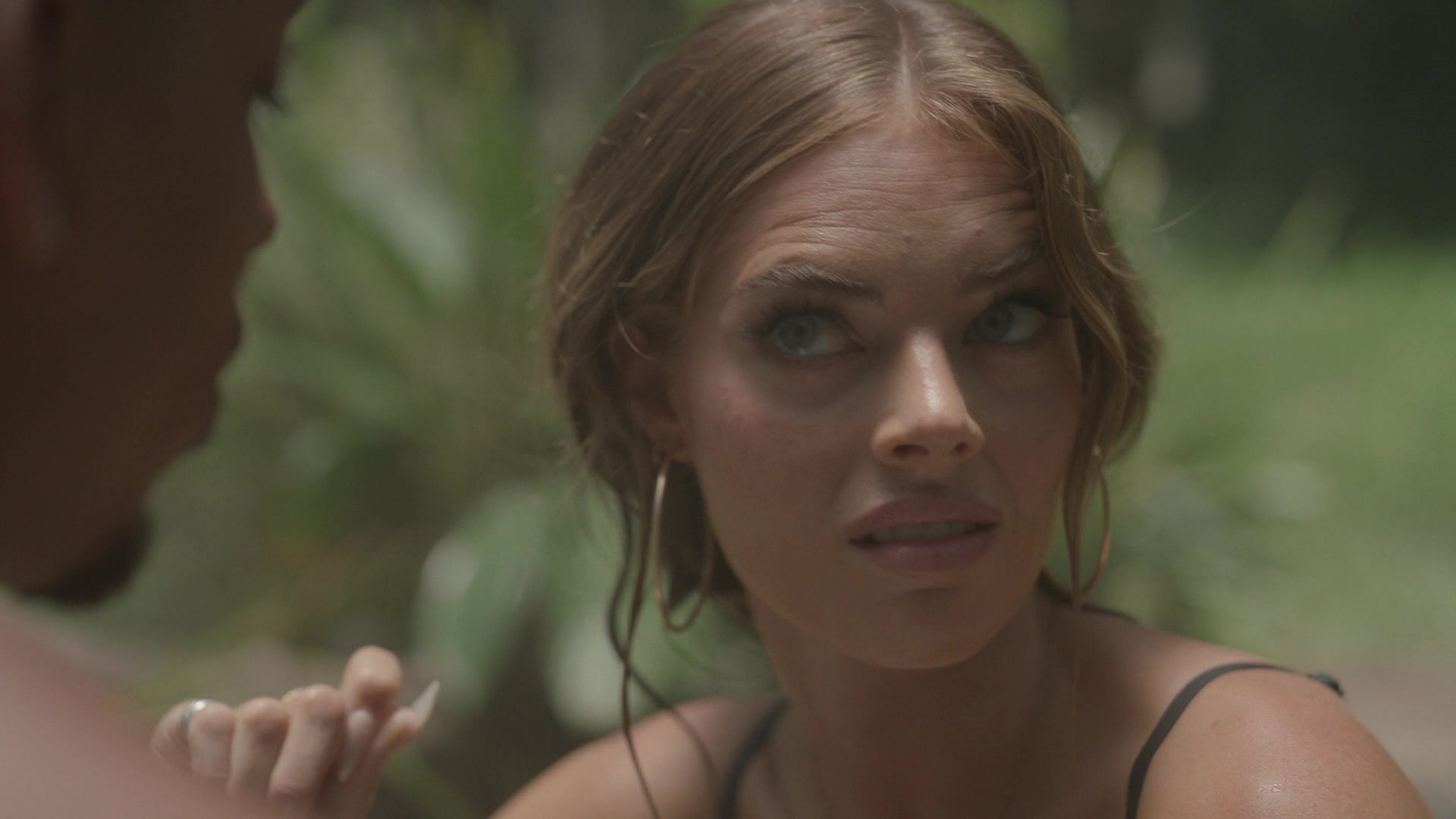 samaraweavingcom_nineperfectstrangers_122.jpg samaraweavingcom_nineperfectstrangers_122.jpg