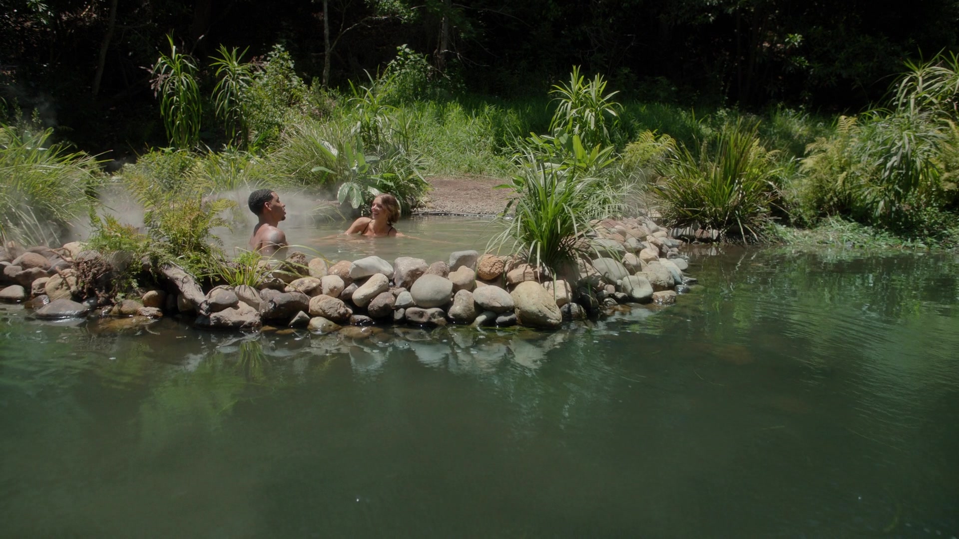 samaraweavingcom_nineperfectstrangers_126.jpg samaraweavingcom_nineperfectstrangers_126.jpg