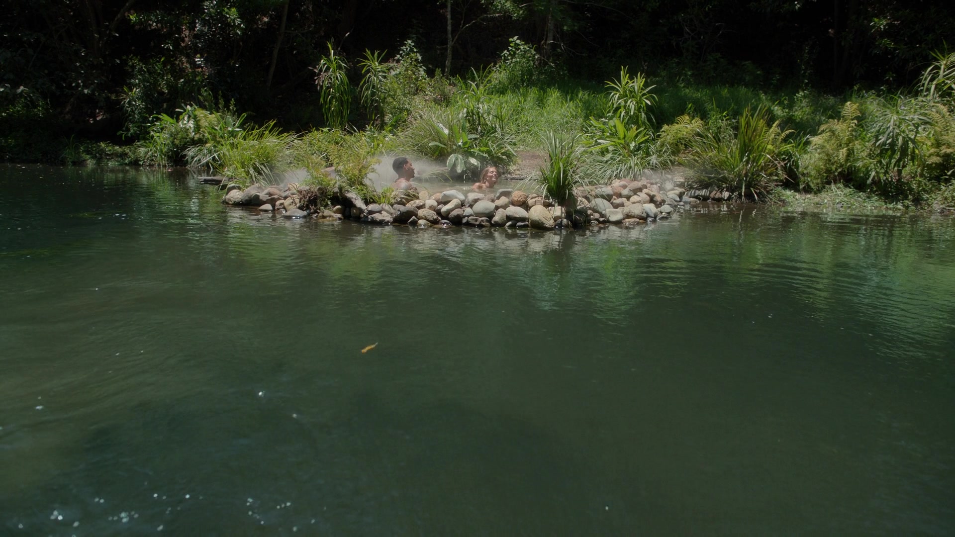 samaraweavingcom_nineperfectstrangers_132.jpg samaraweavingcom_nineperfectstrangers_132.jpg