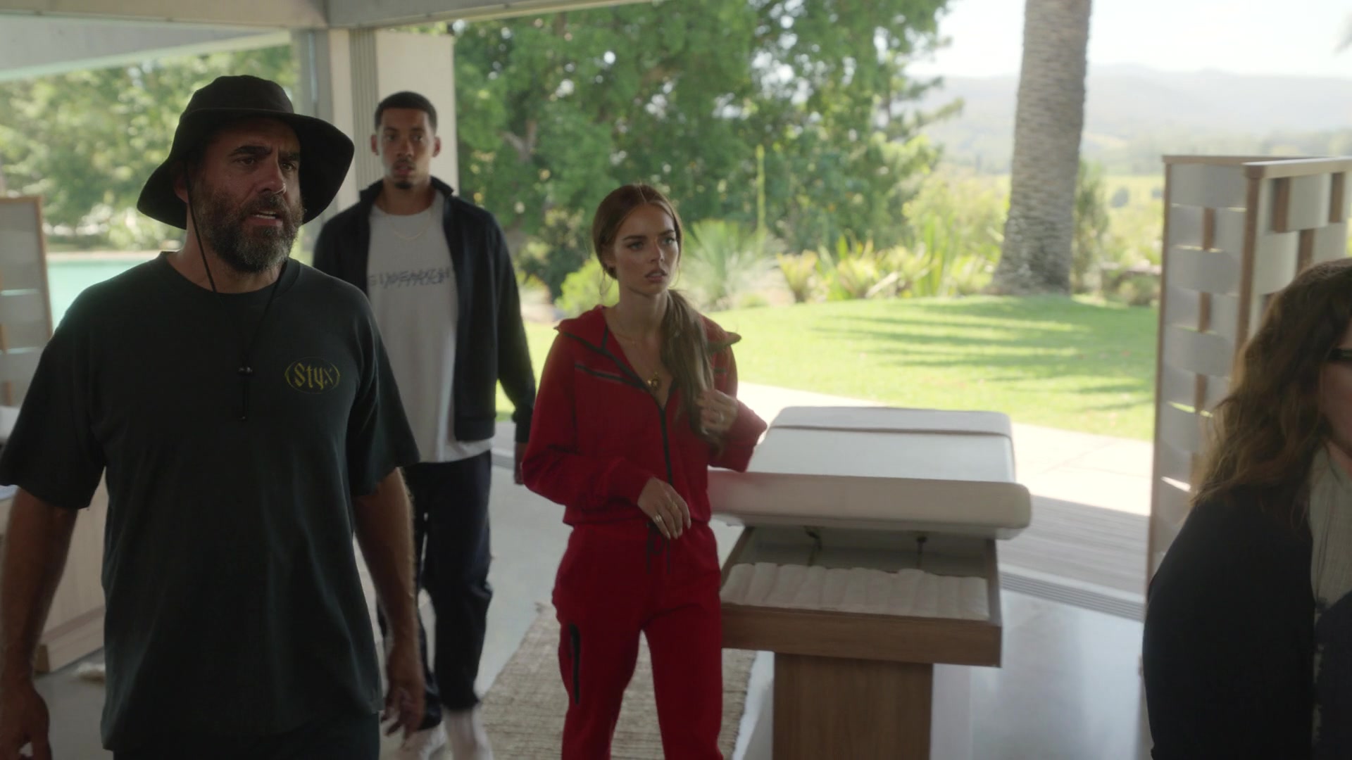 samaraweavingcom_nineperfectstrangers_050.jpg samaraweavingcom_nineperfectstrangers_050.jpg