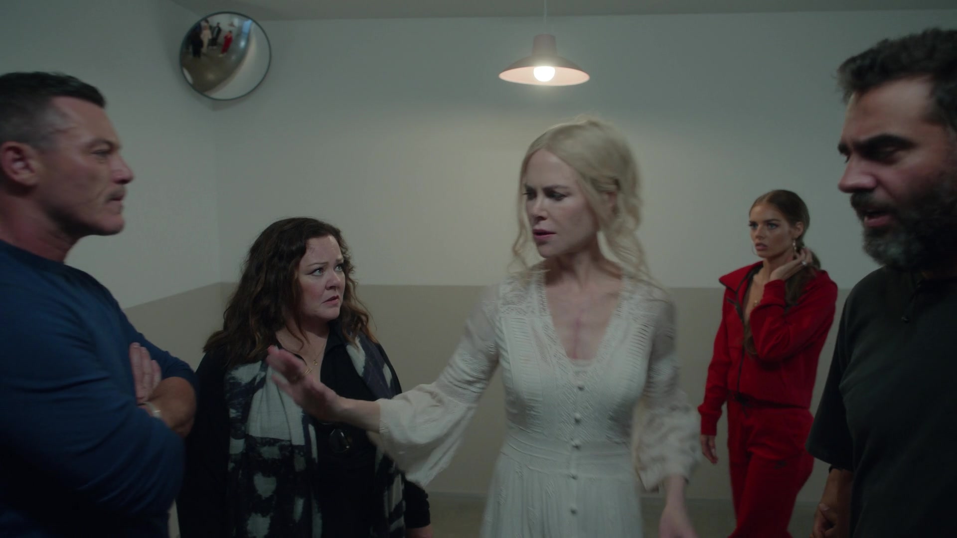 samaraweavingcom_nineperfectstrangers_062.jpg samaraweavingcom_nineperfectstrangers_062.jpg