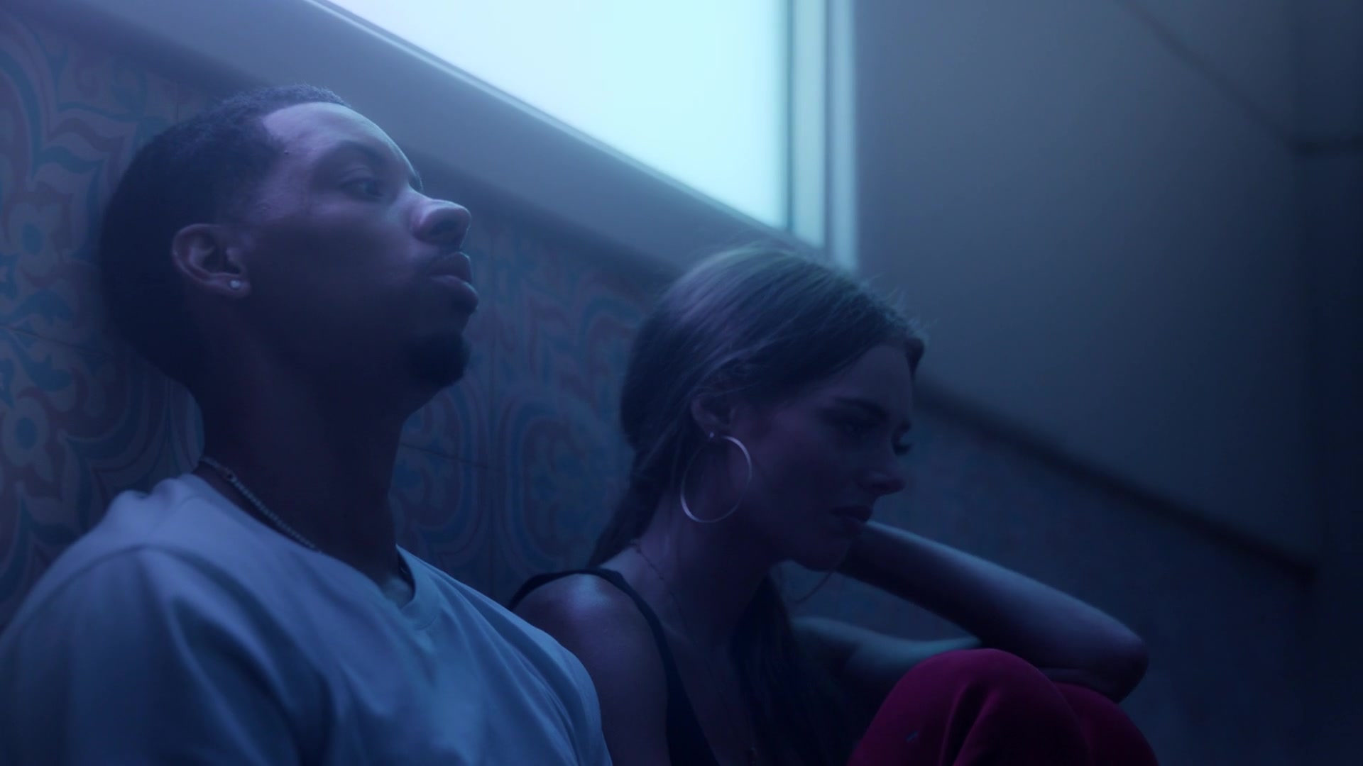 samaraweavingcom_nineperfectstrangers_138.jpg samaraweavingcom_nineperfectstrangers_138.jpg