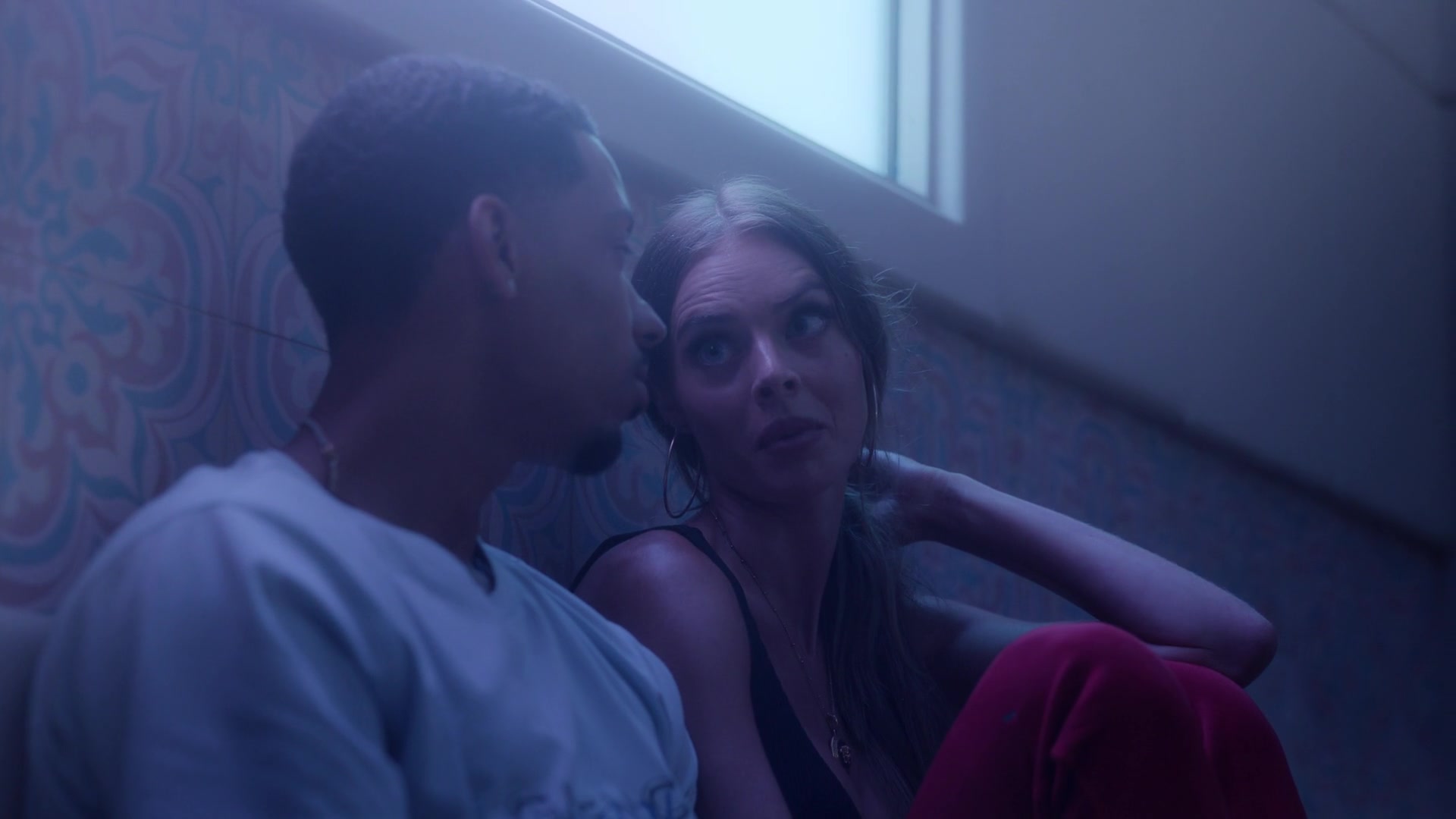 samaraweavingcom_nineperfectstrangers_182.jpg samaraweavingcom_nineperfectstrangers_182.jpg