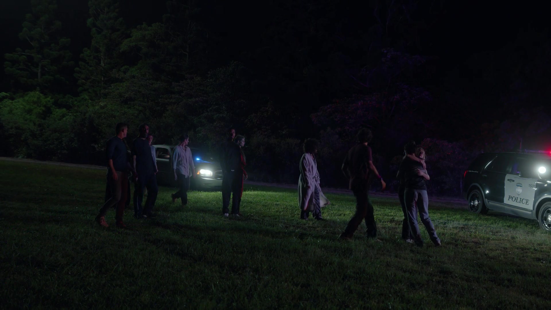 samaraweavingcom_nineperfectstrangers_215.jpg samaraweavingcom_nineperfectstrangers_215.jpg