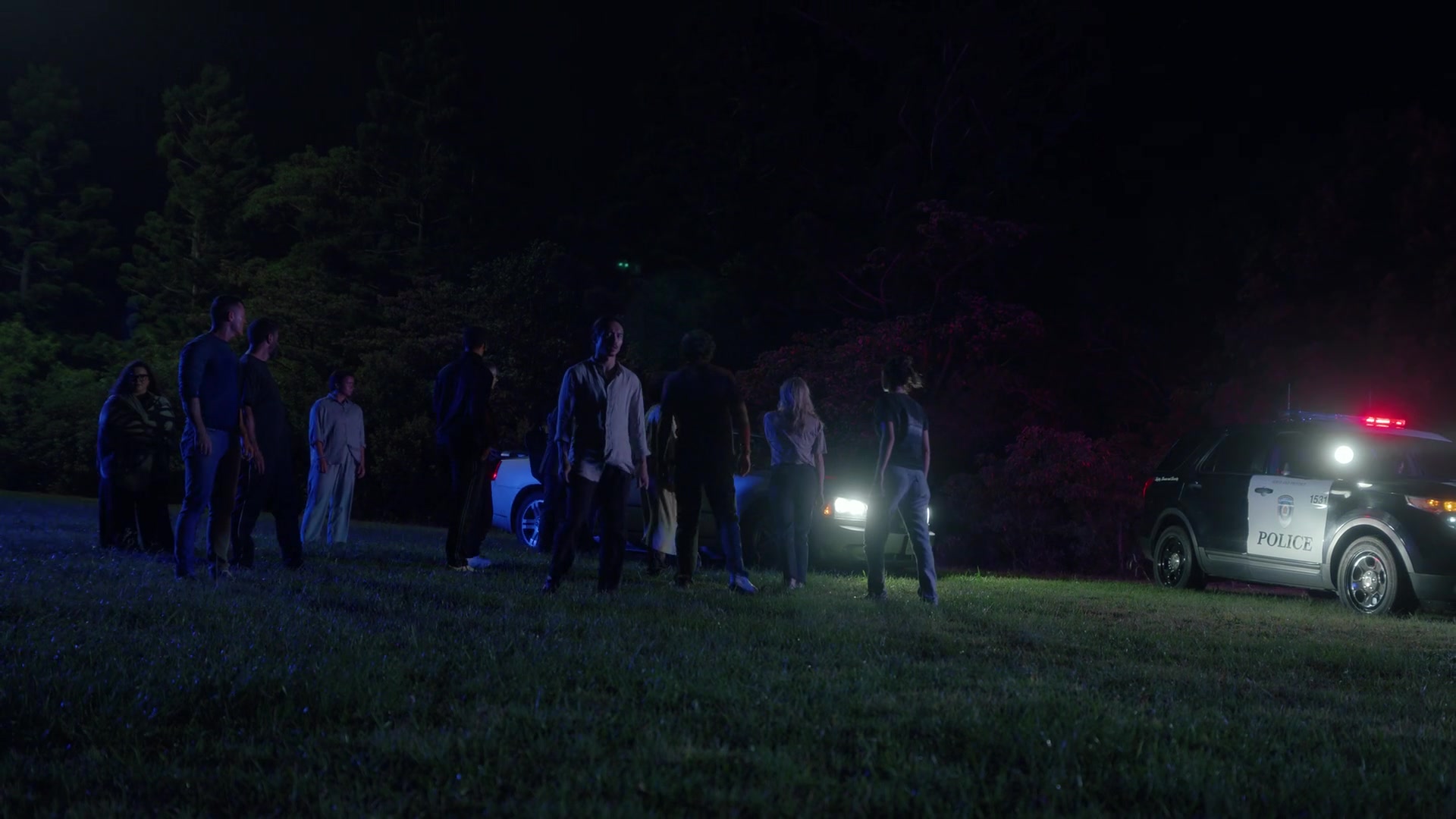 samaraweavingcom_nineperfectstrangers_224.jpg samaraweavingcom_nineperfectstrangers_224.jpg