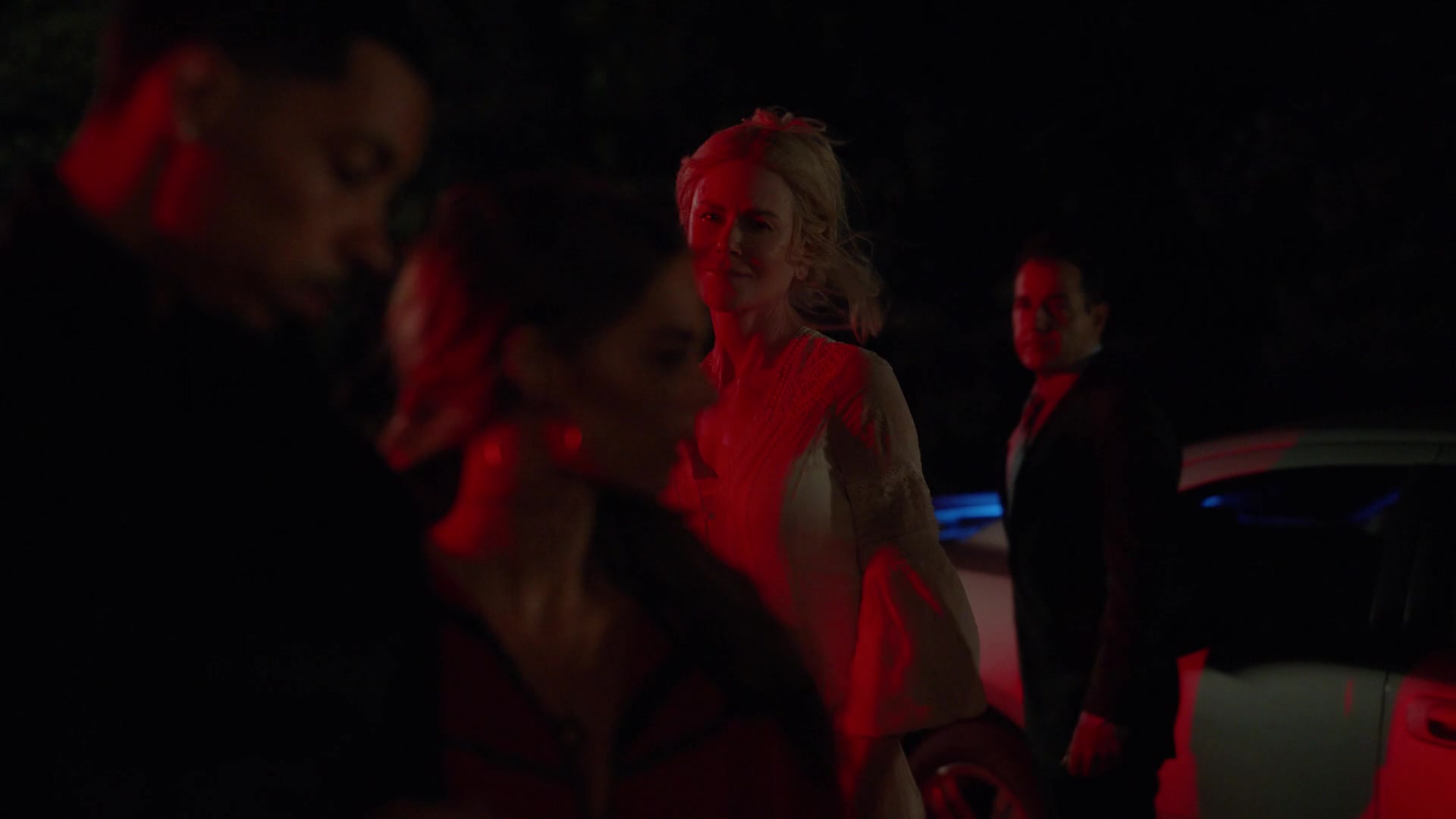 samaraweavingcom_nineperfectstrangers_234.jpg samaraweavingcom_nineperfectstrangers_234.jpg