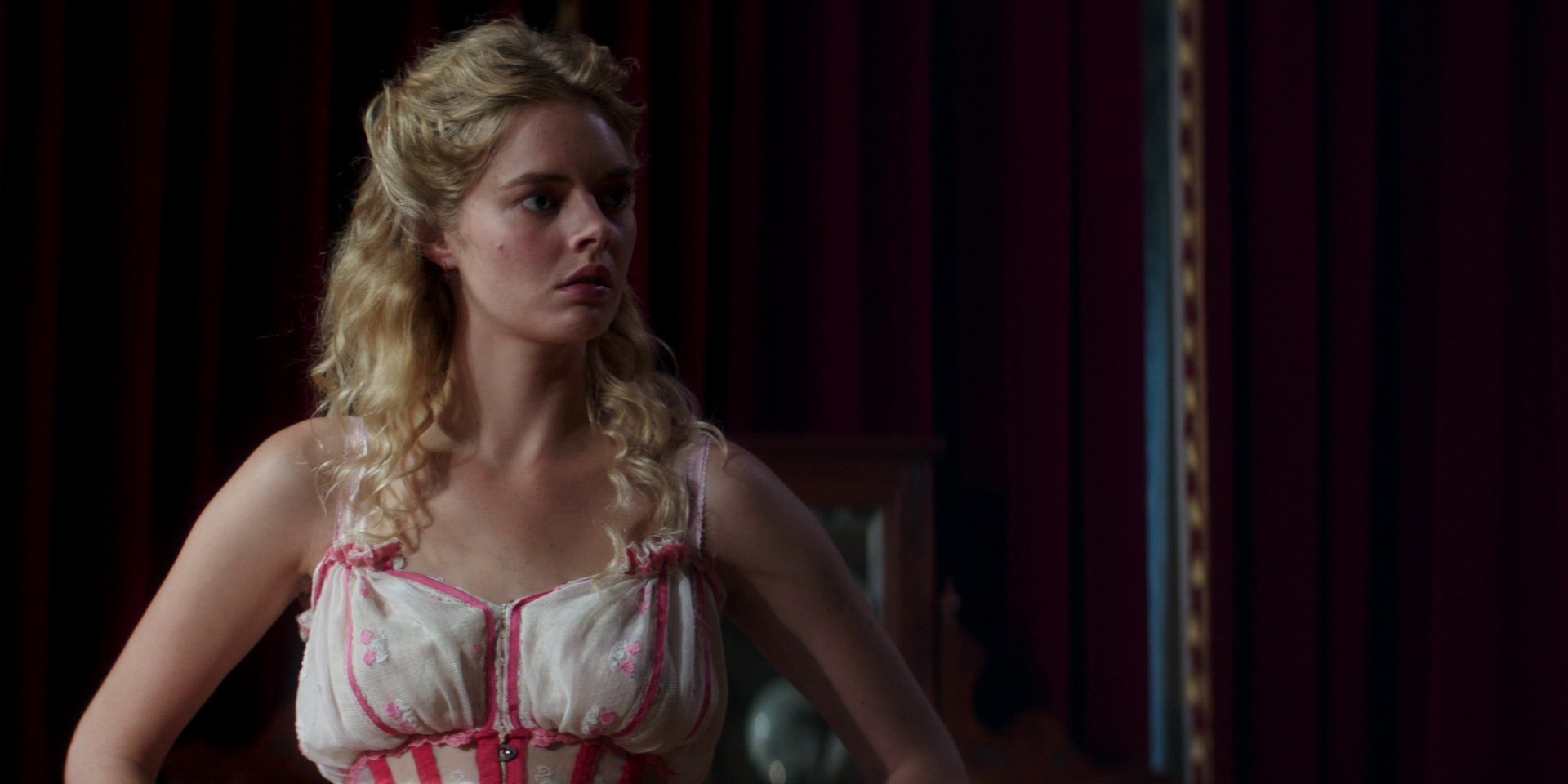 samaraweaving_picnicathangingrock_0026.jpg samaraweaving_picnicathangingrock_0026.jpg