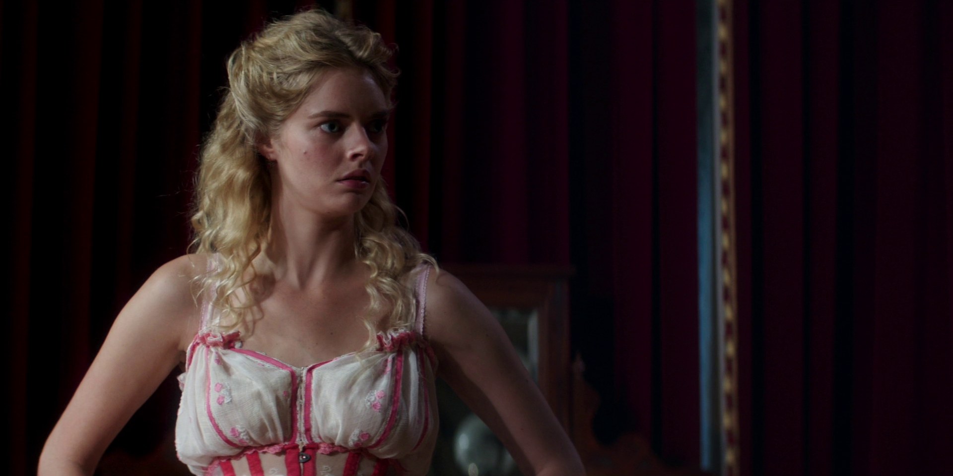 samaraweaving_picnicathangingrock_0030.jpg samaraweaving_picnicathangingrock_0030.jpg