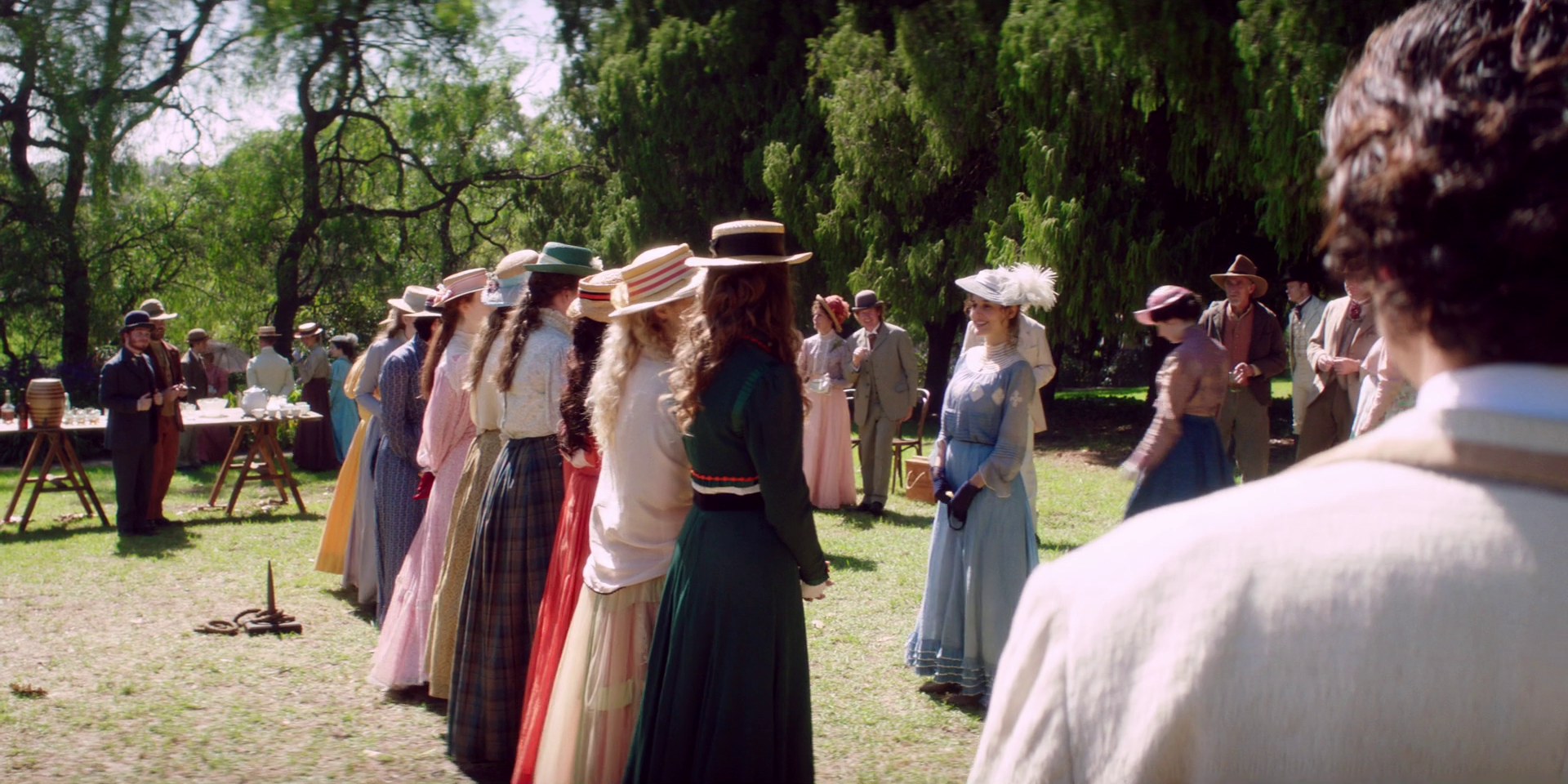 samaraweaving_picnicathangingrock_0071.jpg samaraweaving_picnicathangingrock_0071.jpg