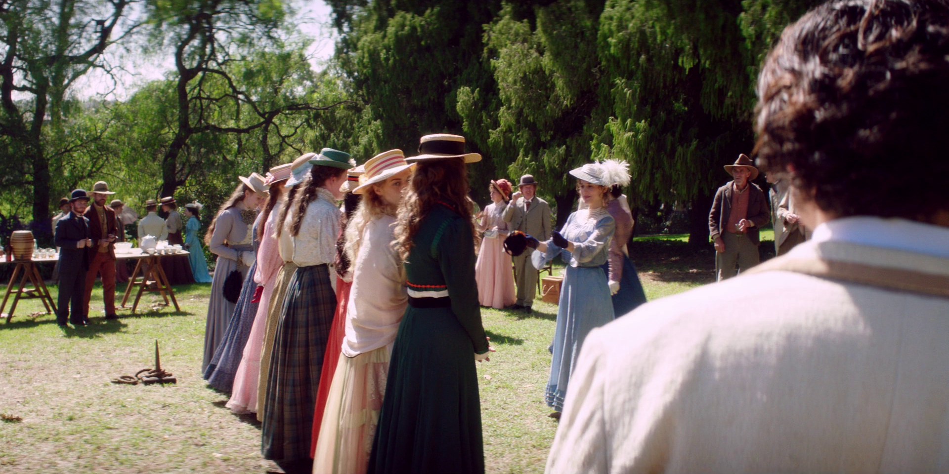 samaraweaving_picnicathangingrock_0072.jpg samaraweaving_picnicathangingrock_0072.jpg