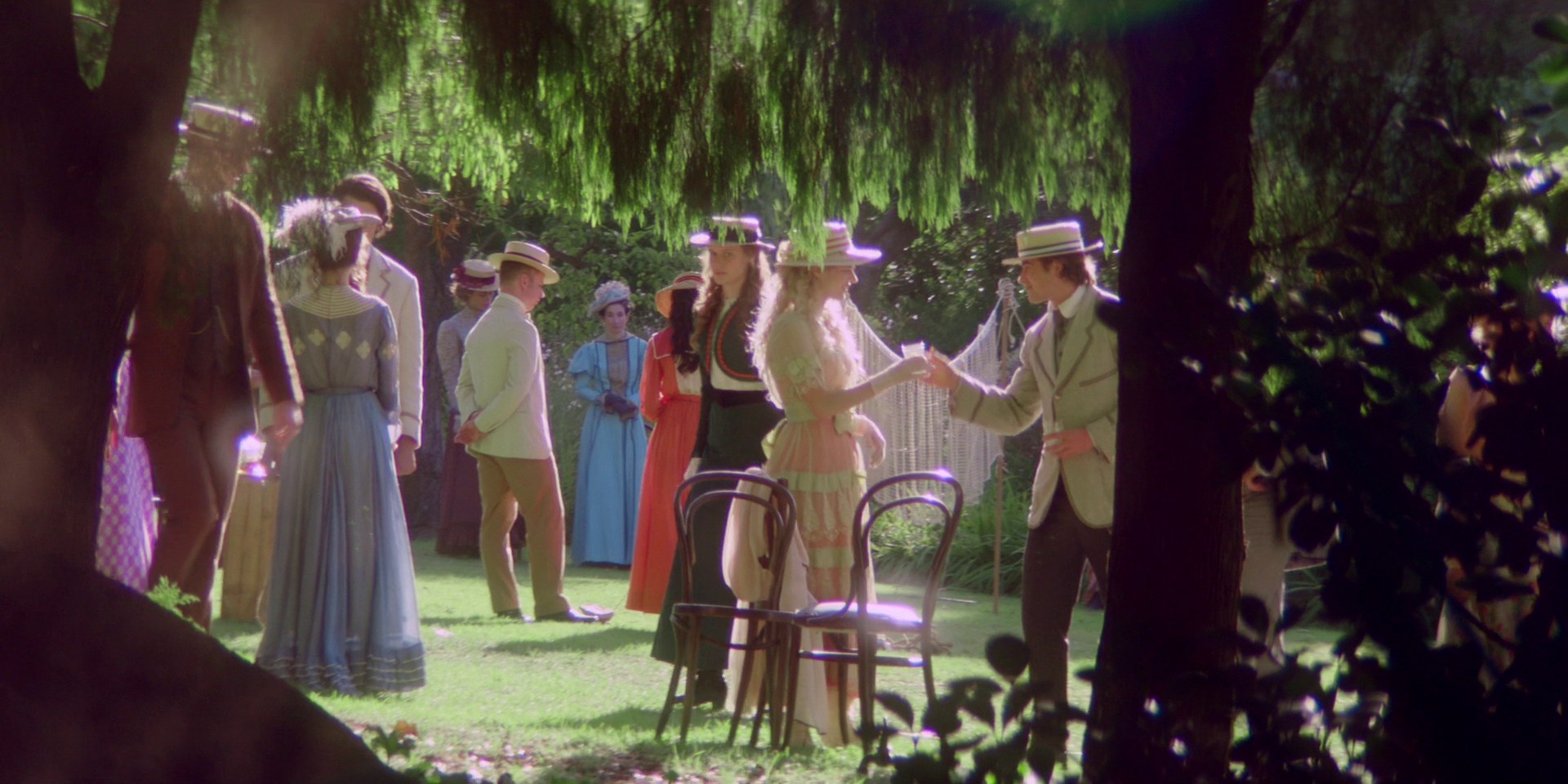 samaraweaving_picnicathangingrock_0094.jpg samaraweaving_picnicathangingrock_0094.jpg