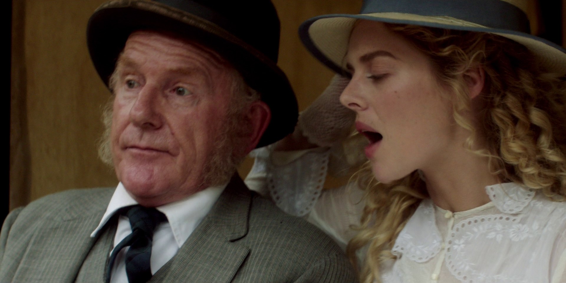 samaraweaving_picnicathangingrock_0299.jpg samaraweaving_picnicathangingrock_0299.jpg