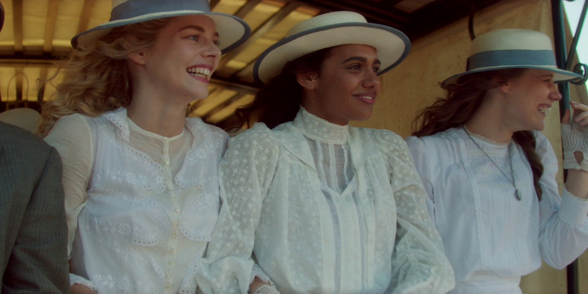 samaraweaving_picnicathangingrock_0320.jpg samaraweaving_picnicathangingrock_0320.jpg