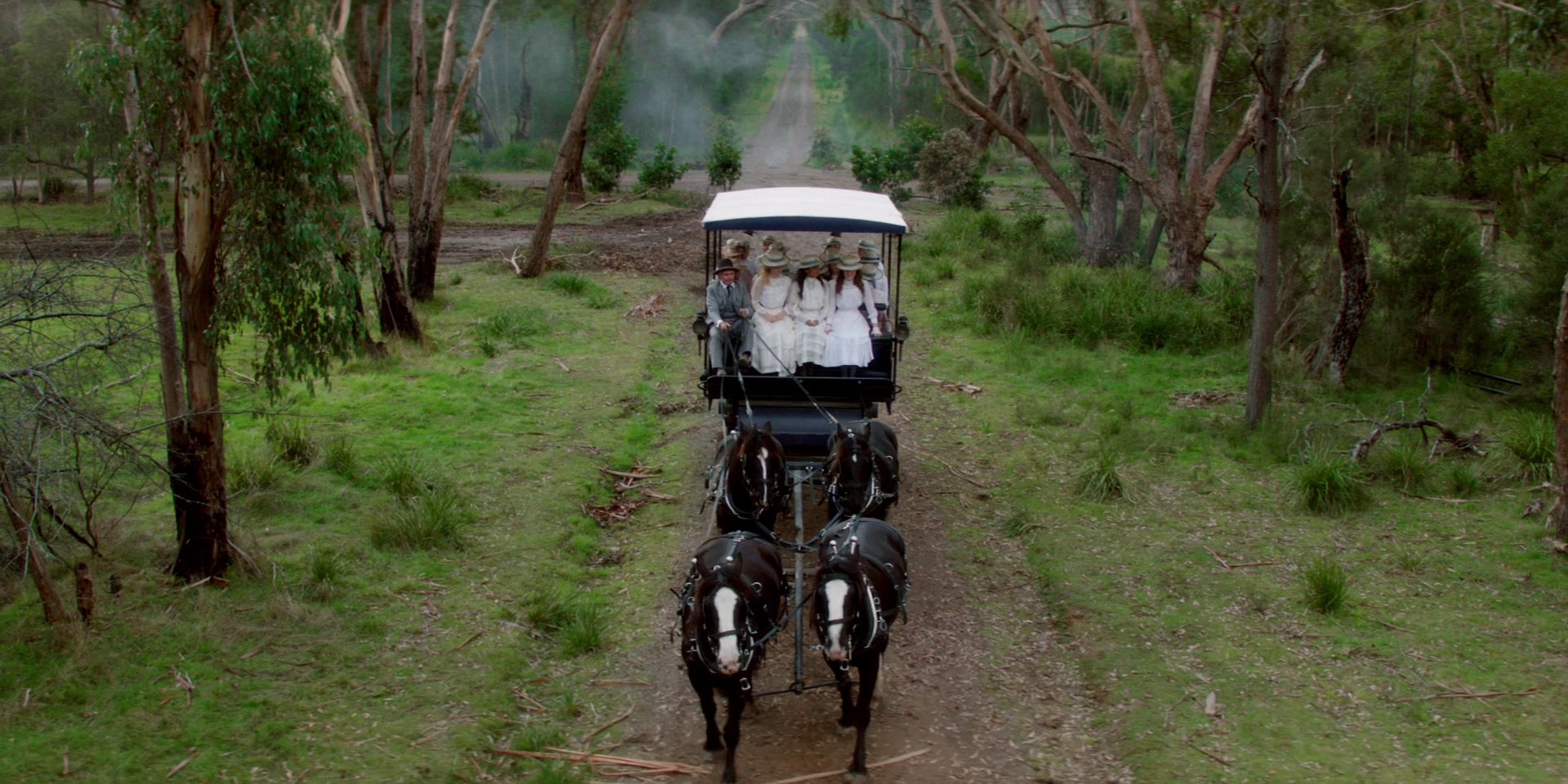 samaraweaving_picnicathangingrock_0326.jpg samaraweaving_picnicathangingrock_0326.jpg