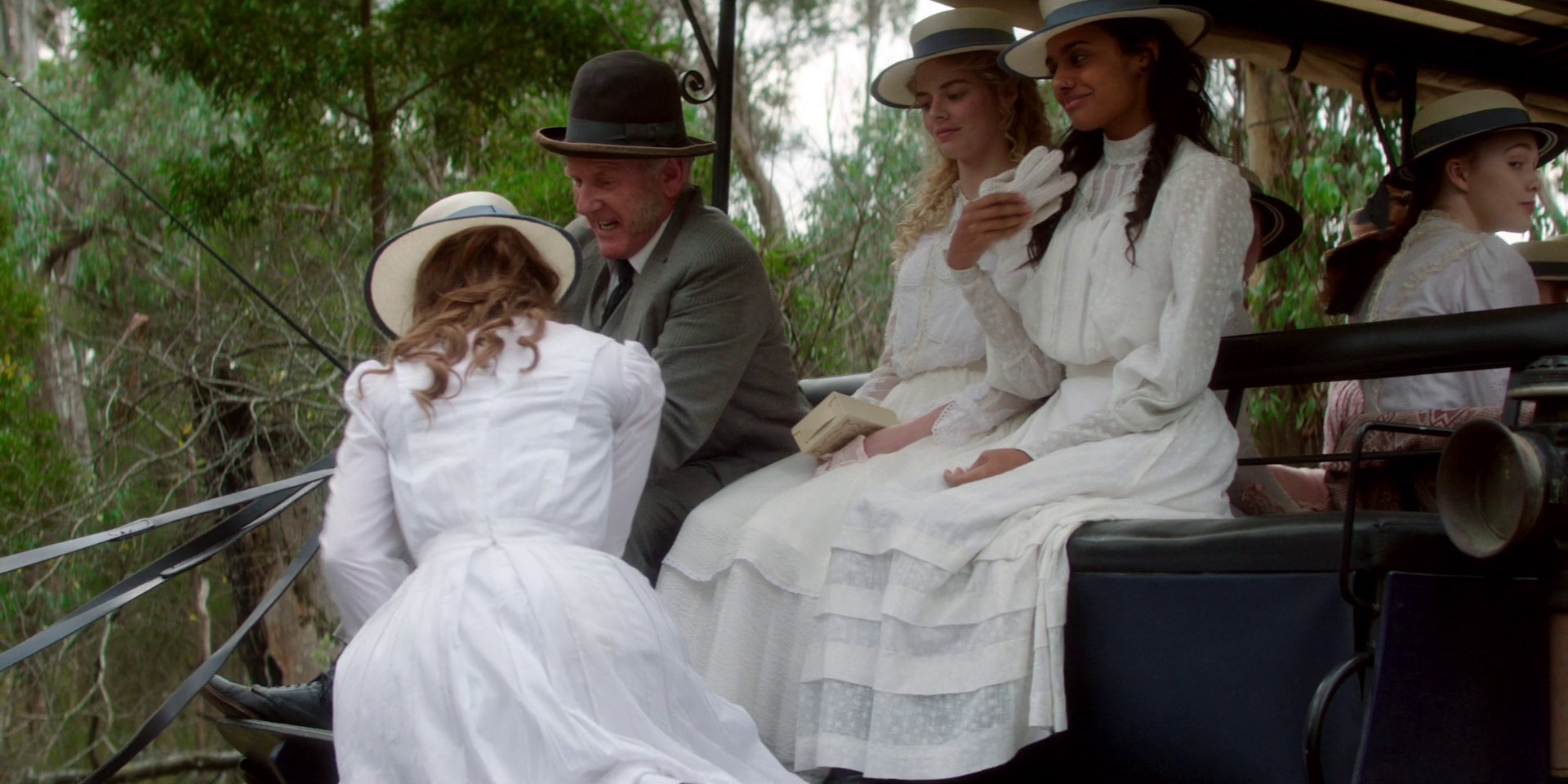 samaraweaving_picnicathangingrock_0329.jpg samaraweaving_picnicathangingrock_0329.jpg