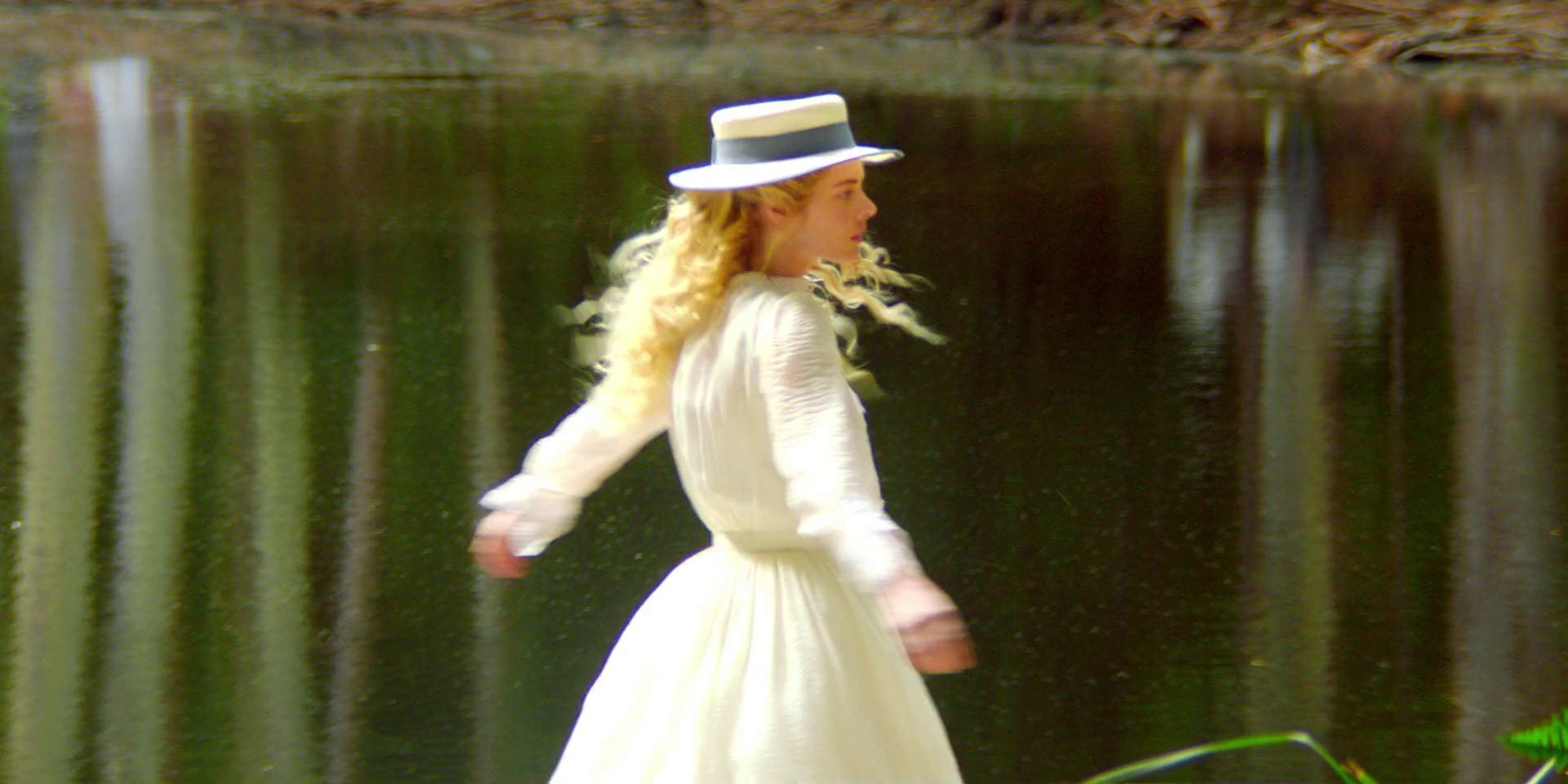 samaraweaving_picnicathangingrock_0004.jpg samaraweaving_picnicathangingrock_0004.jpg