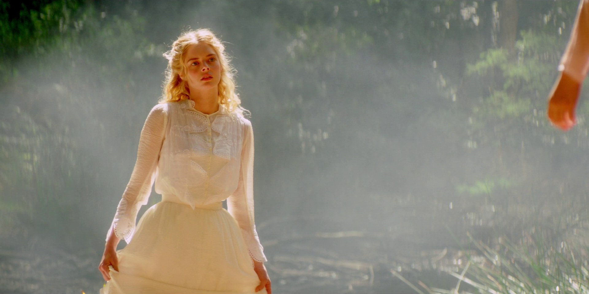 samaraweaving_picnicathangingrock_0024.jpg samaraweaving_picnicathangingrock_0024.jpg