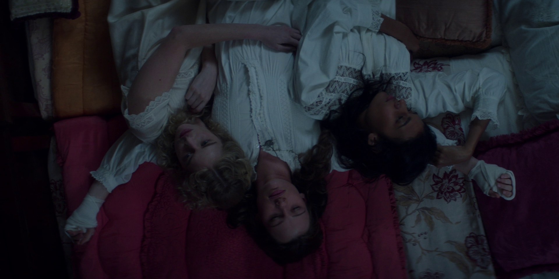 samaraweaving_picnicathangingrock_0521.jpg samaraweaving_picnicathangingrock_0521.jpg