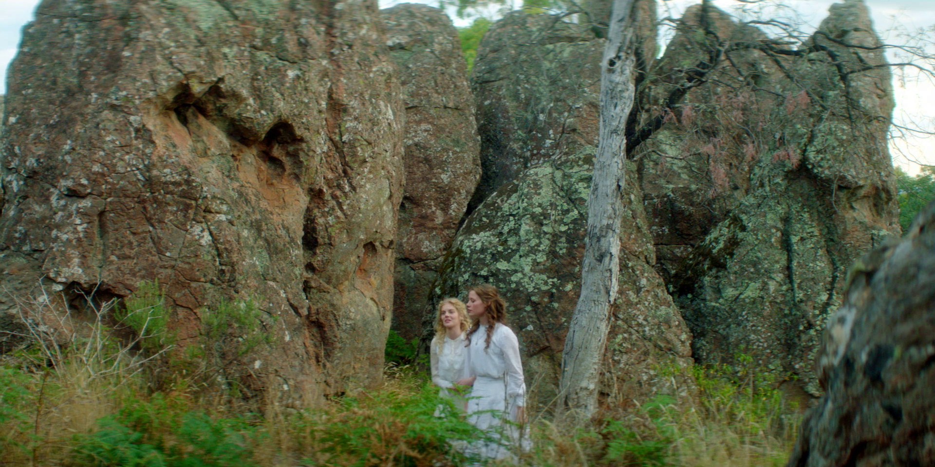 samaraweaving_picnicathangingrock_0579.jpg samaraweaving_picnicathangingrock_0579.jpg