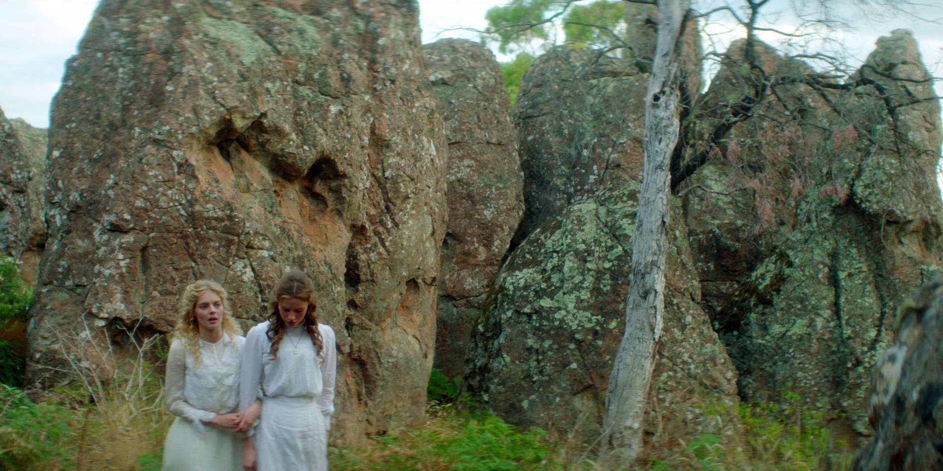 samaraweaving_picnicathangingrock_0592.jpg samaraweaving_picnicathangingrock_0592.jpg