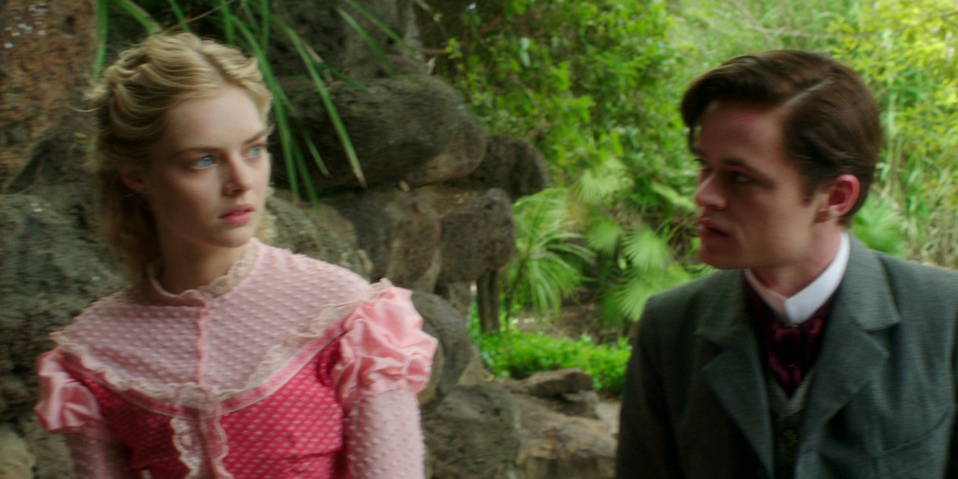 samaraweaving_picnicathangingrock_0627.jpg samaraweaving_picnicathangingrock_0627.jpg