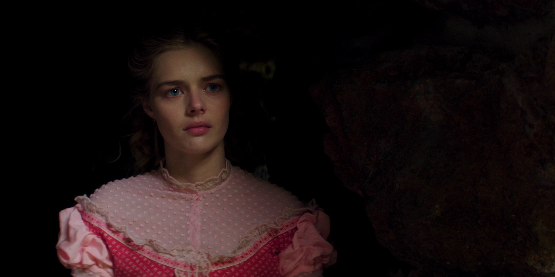 samaraweaving_picnicathangingrock_0681.jpg samaraweaving_picnicathangingrock_0681.jpg