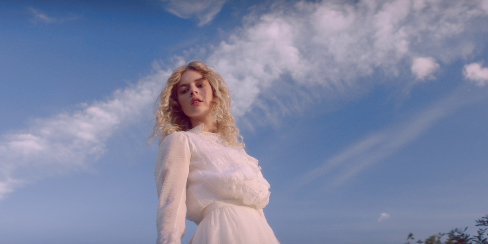 samaraweaving_picnicathangingrock_0824.jpg samaraweaving_picnicathangingrock_0824.jpg