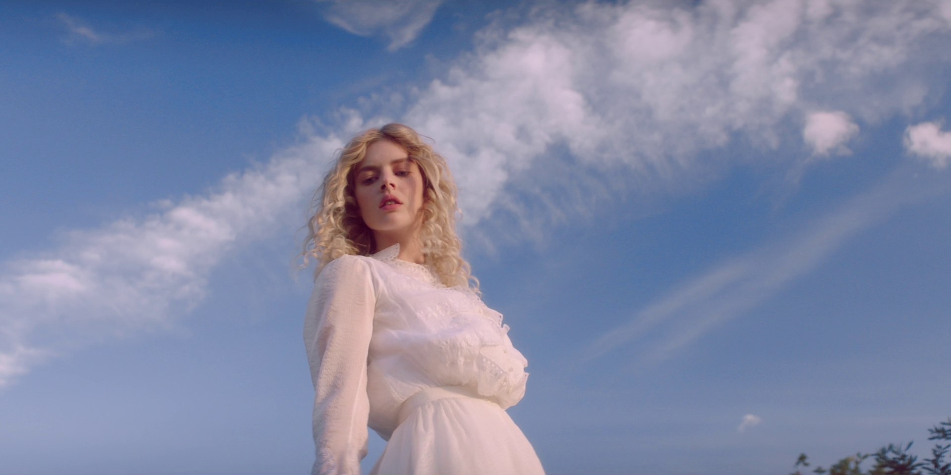 samaraweaving_picnicathangingrock_0825.jpg samaraweaving_picnicathangingrock_0825.jpg