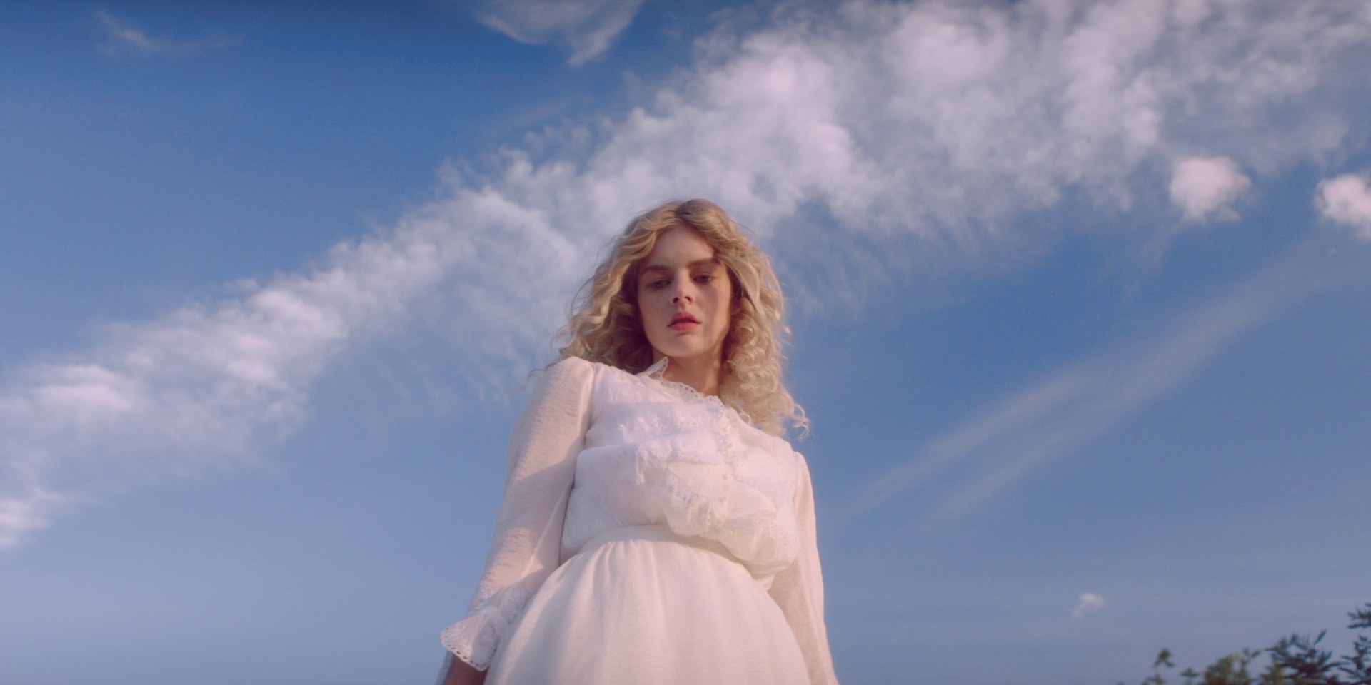 samaraweaving_picnicathangingrock_0829.jpg samaraweaving_picnicathangingrock_0829.jpg