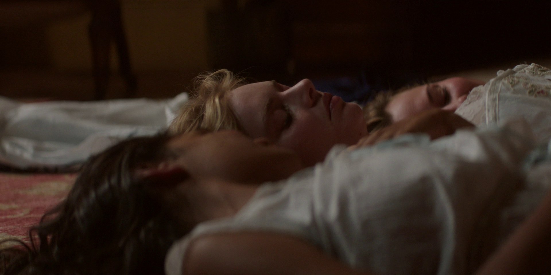 samaraweaving_picnicathangingrock_0940.jpg samaraweaving_picnicathangingrock_0940.jpg