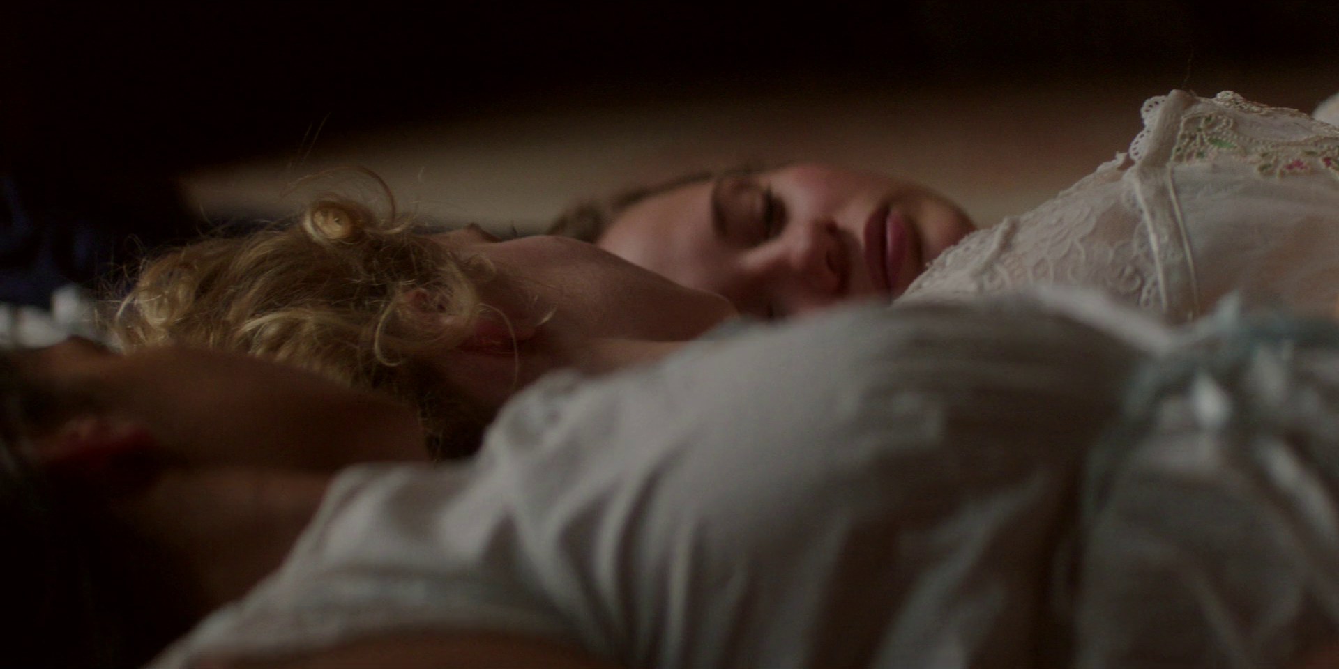 samaraweaving_picnicathangingrock_0942.jpg samaraweaving_picnicathangingrock_0942.jpg