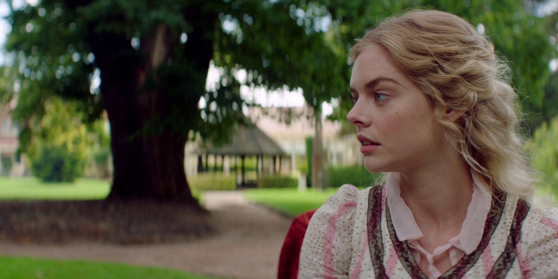 samaraweaving_picnicathangingrock_1092.jpg samaraweaving_picnicathangingrock_1092.jpg