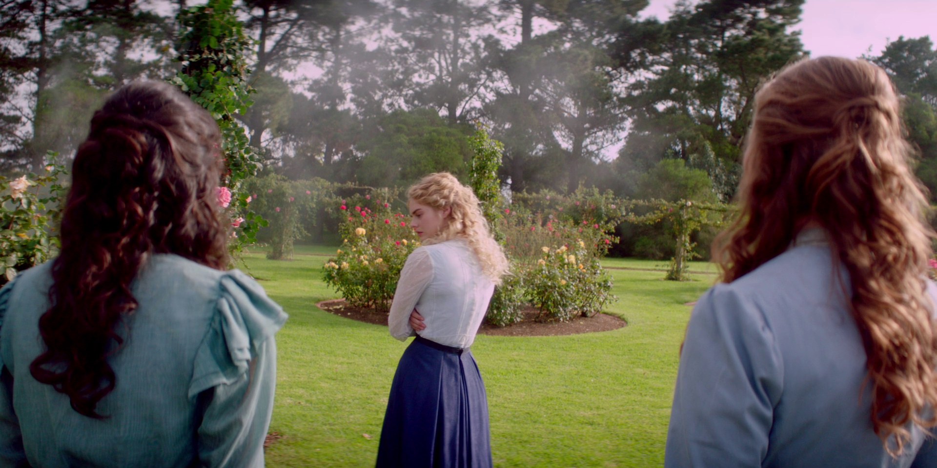 samaraweaving_picnicathangingrock_0106.jpg samaraweaving_picnicathangingrock_0106.jpg