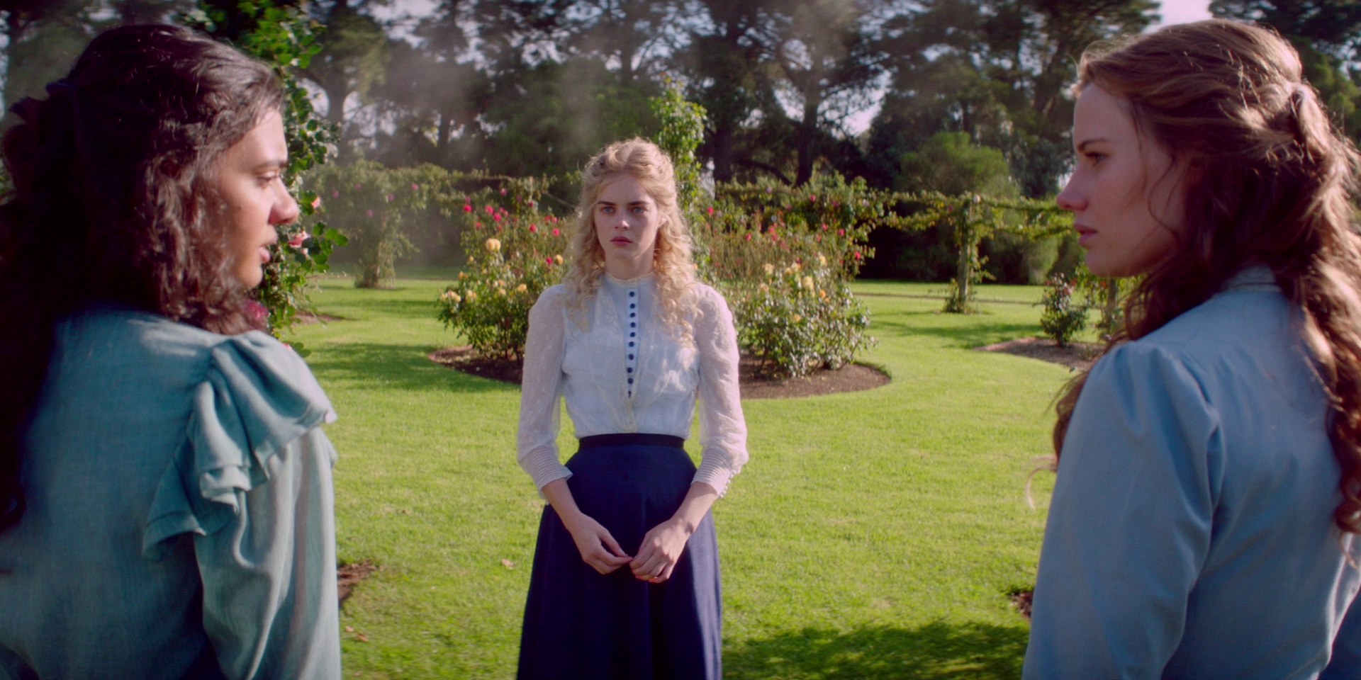 samaraweaving_picnicathangingrock_0131.jpg samaraweaving_picnicathangingrock_0131.jpg