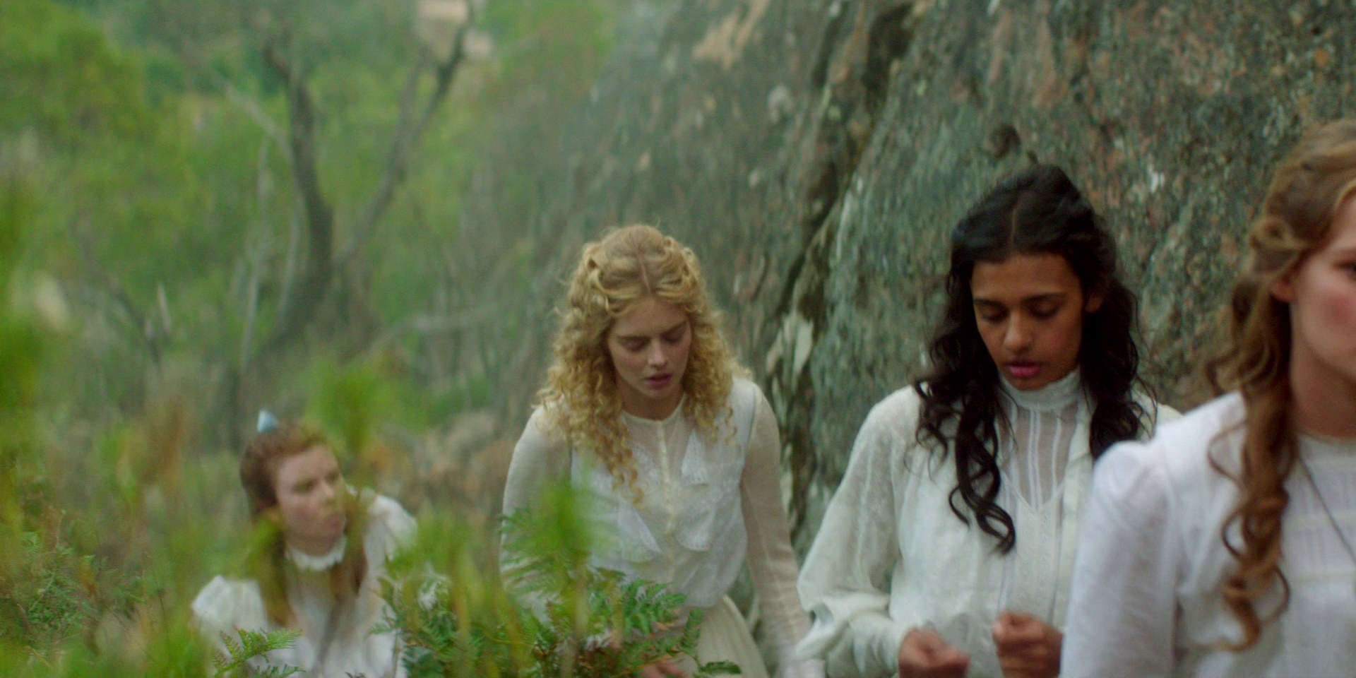 samaraweaving_picnicathangingrock_0030.jpg samaraweaving_picnicathangingrock_0030.jpg