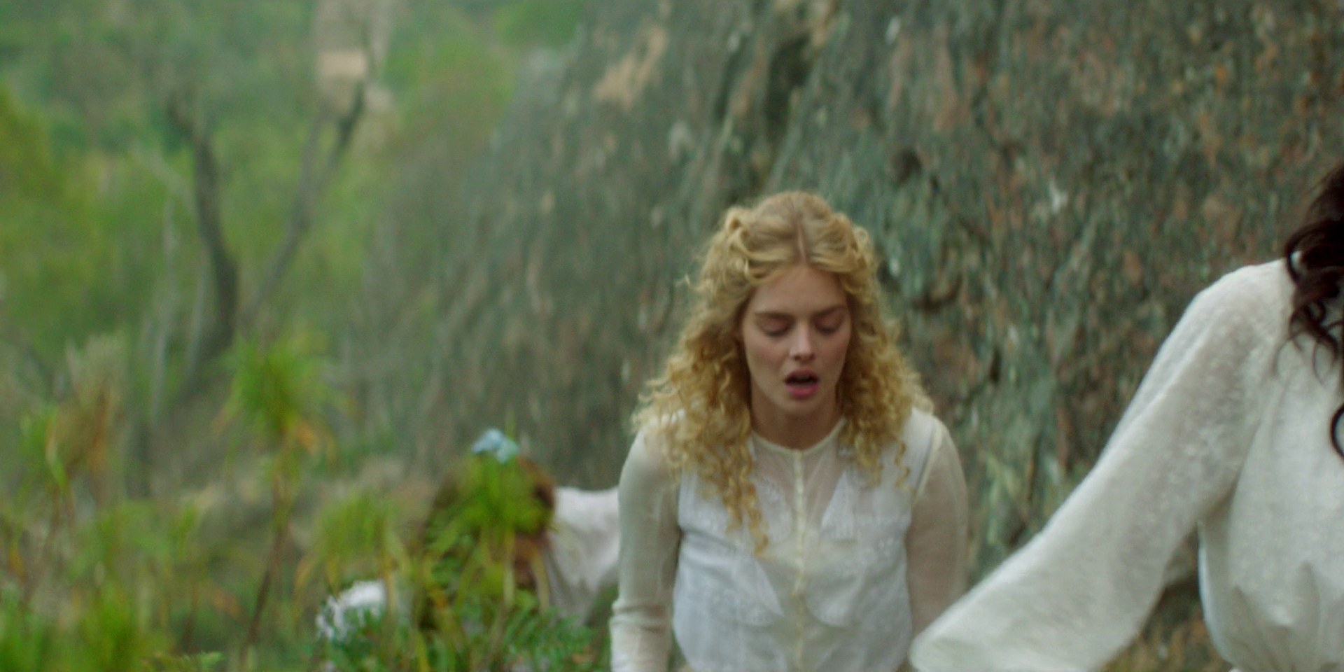 samaraweaving_picnicathangingrock_0034.jpg samaraweaving_picnicathangingrock_0034.jpg