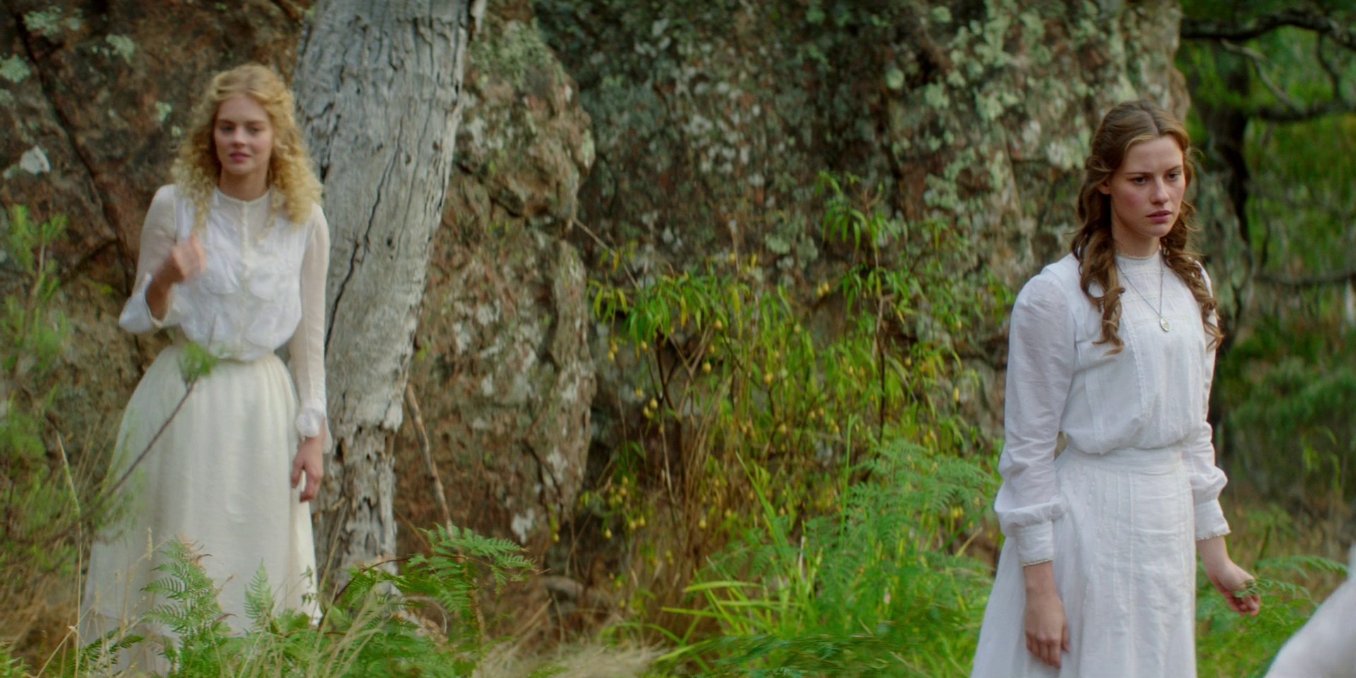 samaraweaving_picnicathangingrock_0055.jpg samaraweaving_picnicathangingrock_0055.jpg