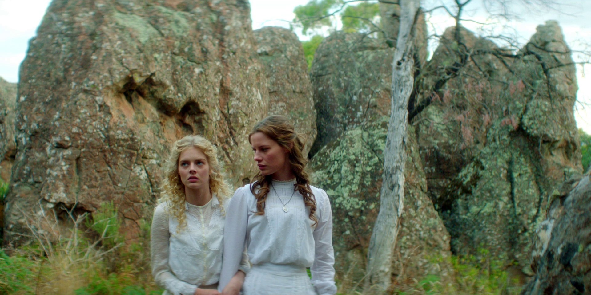 samaraweaving_picnicathangingrock_0090.jpg samaraweaving_picnicathangingrock_0090.jpg