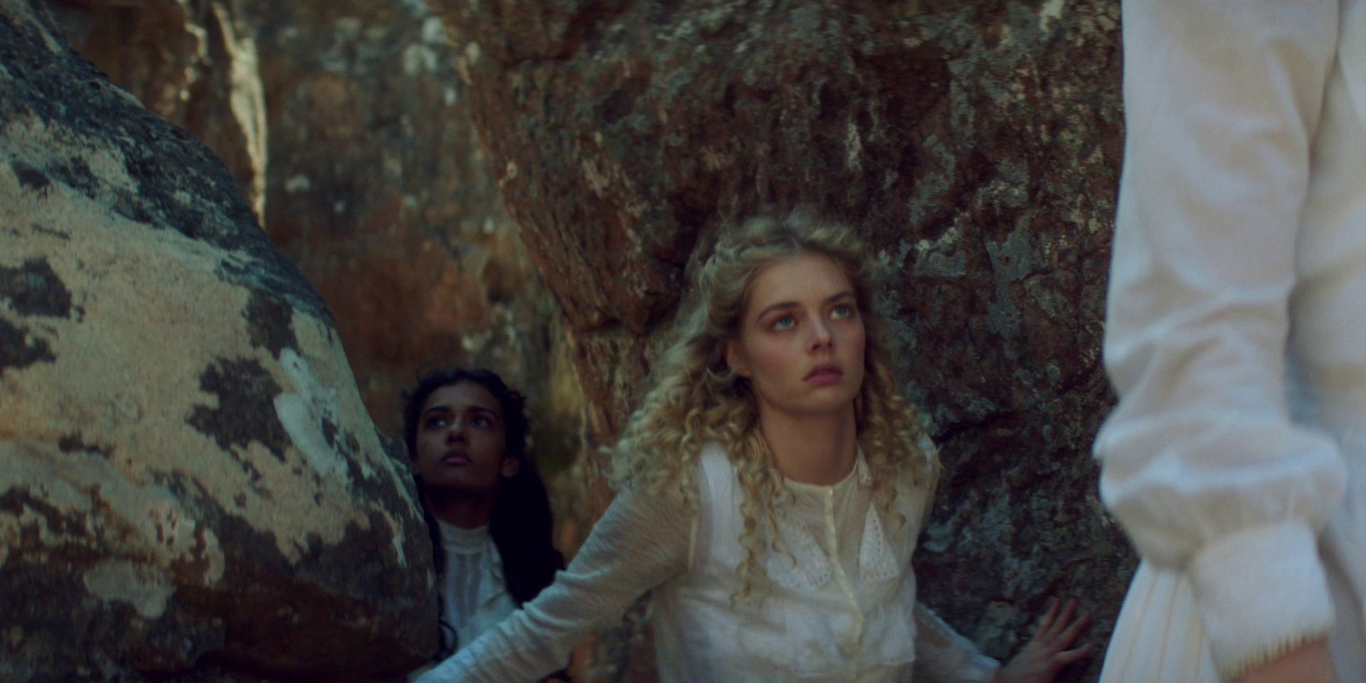 samaraweaving_picnicathangingrock_0159.jpg samaraweaving_picnicathangingrock_0159.jpg