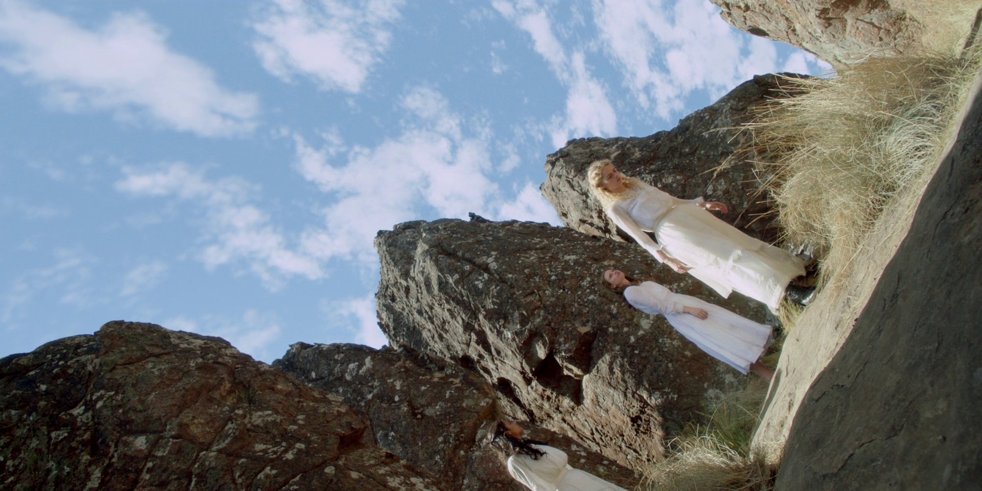 samaraweaving_picnicathangingrock_0174.jpg samaraweaving_picnicathangingrock_0174.jpg