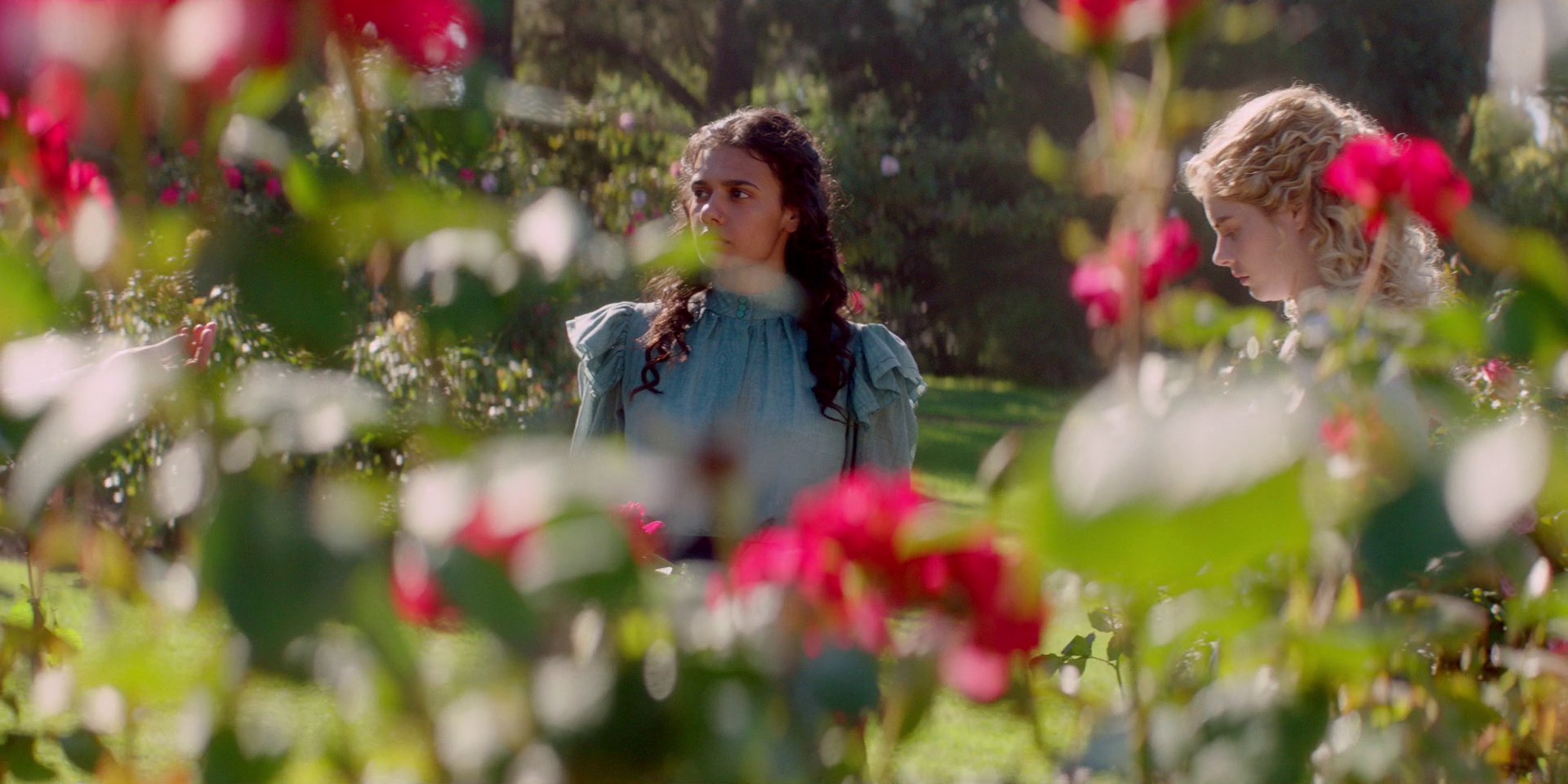 samaraweaving_picnicathangingrock_0220.jpg samaraweaving_picnicathangingrock_0220.jpg