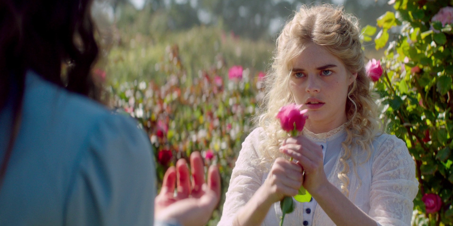 samaraweaving_picnicathangingrock_0221.jpg samaraweaving_picnicathangingrock_0221.jpg